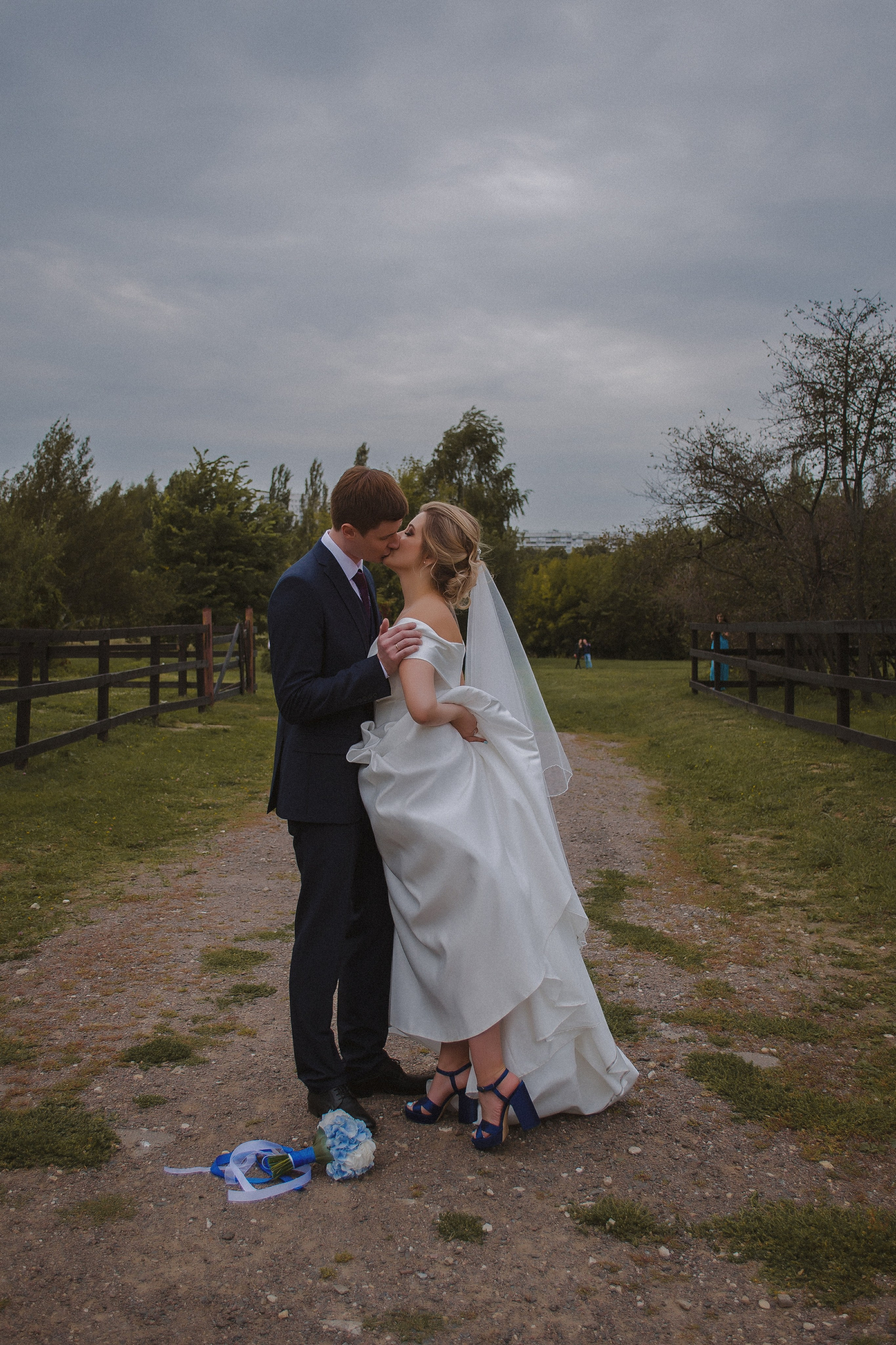 Love.txt: В плену прикосновений. Свадебный и семейный фотограф в Москве Сажина Кристина КиМ. Свадебный оператор в Москве Сажин Максим