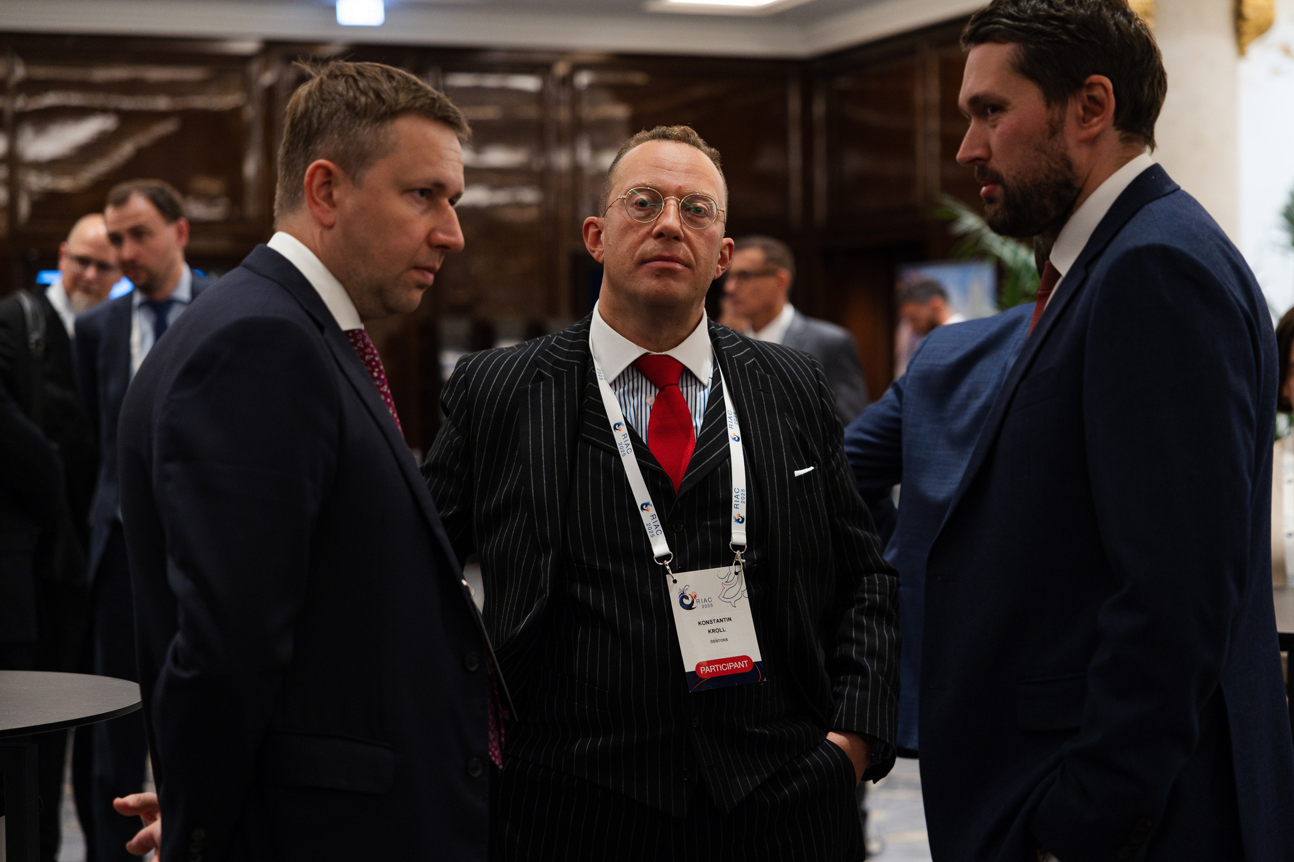 RIAC 2025. Свадебный репортажный фотограф в Москве