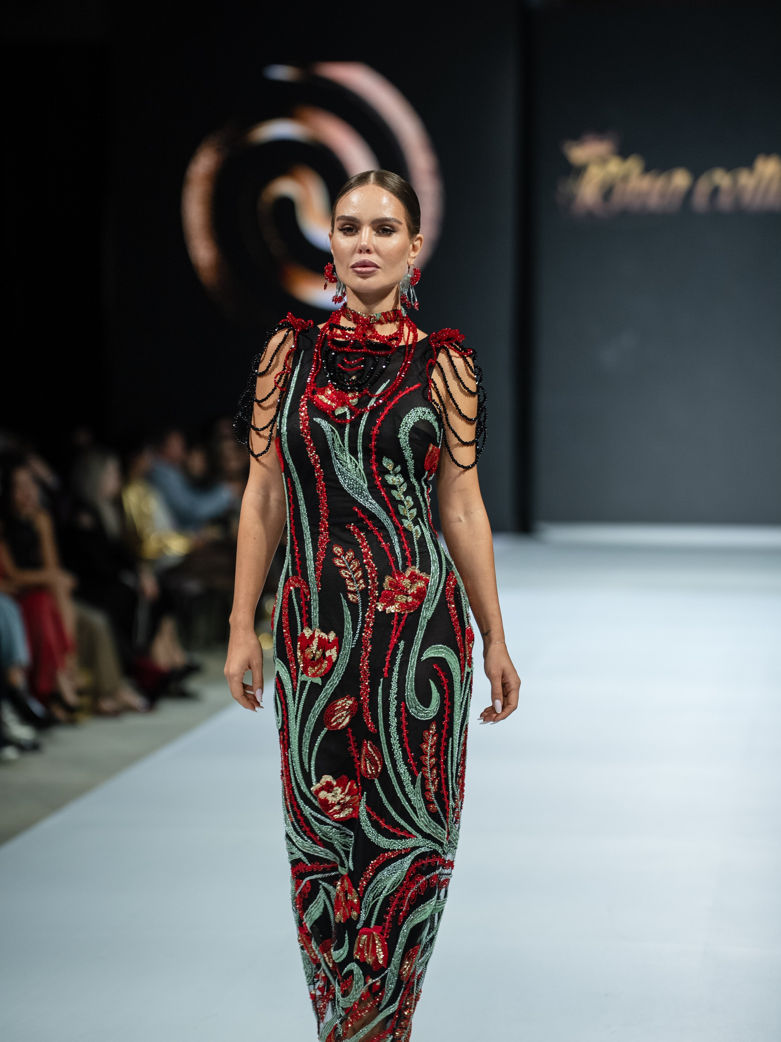 EURASIAN FASHION WEEK Rina Collection. Сайт Алматинского НЮ АРТ, будуар и фэшн фотографа Дениса Карпенко