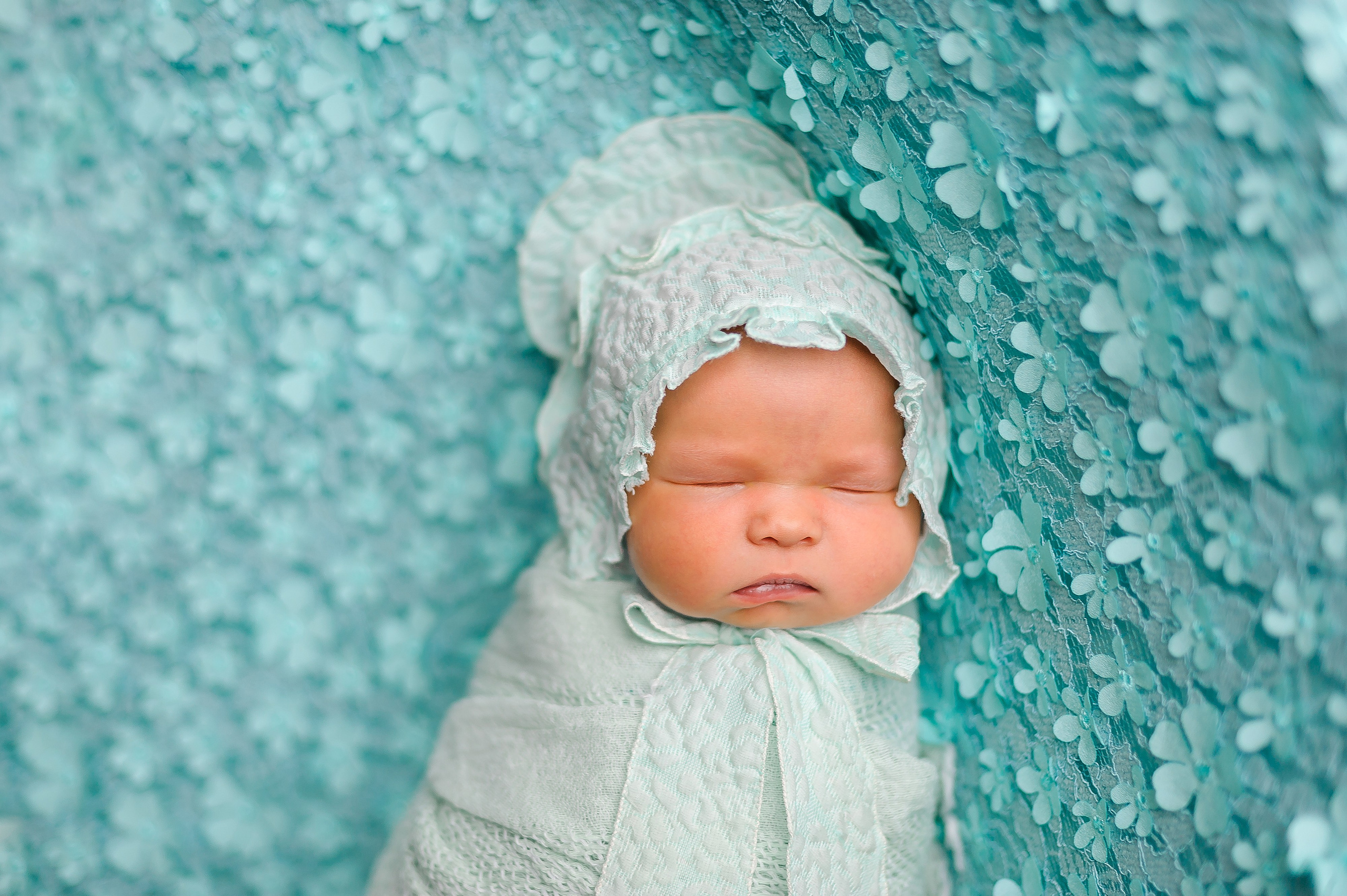 Анюта, 6 дней. Фотограф новорождённых в Йошкар-Оле Ильмира Сидоркина