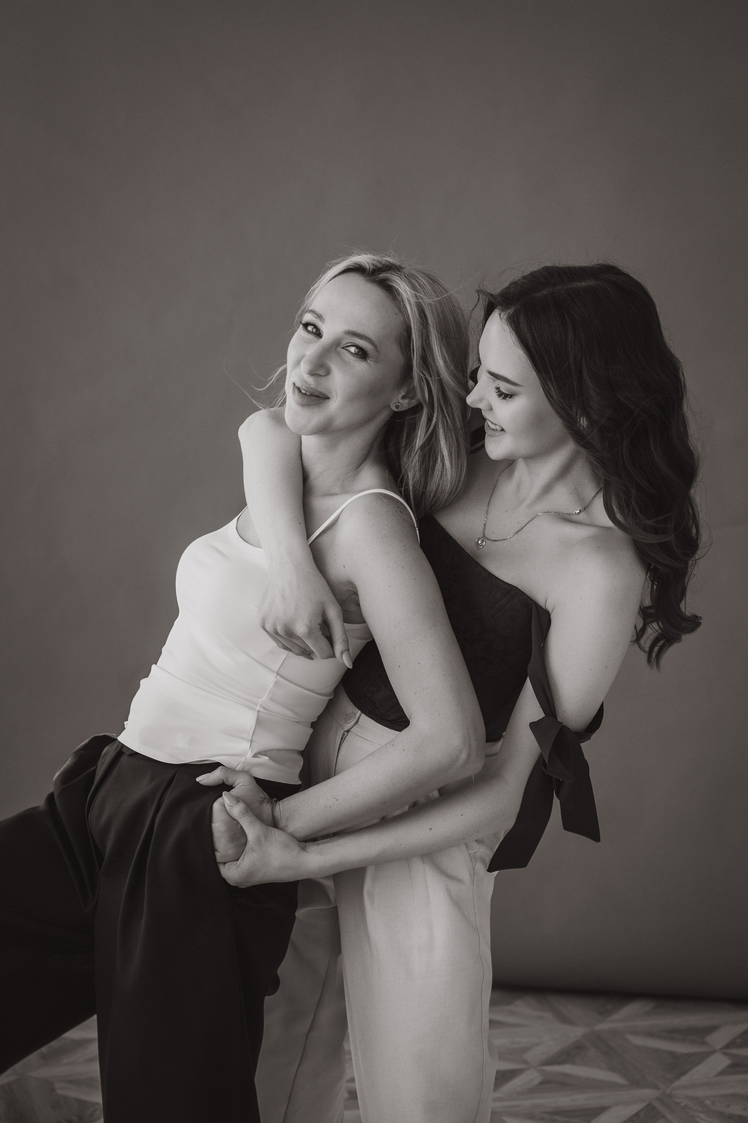 Юлия и Маша