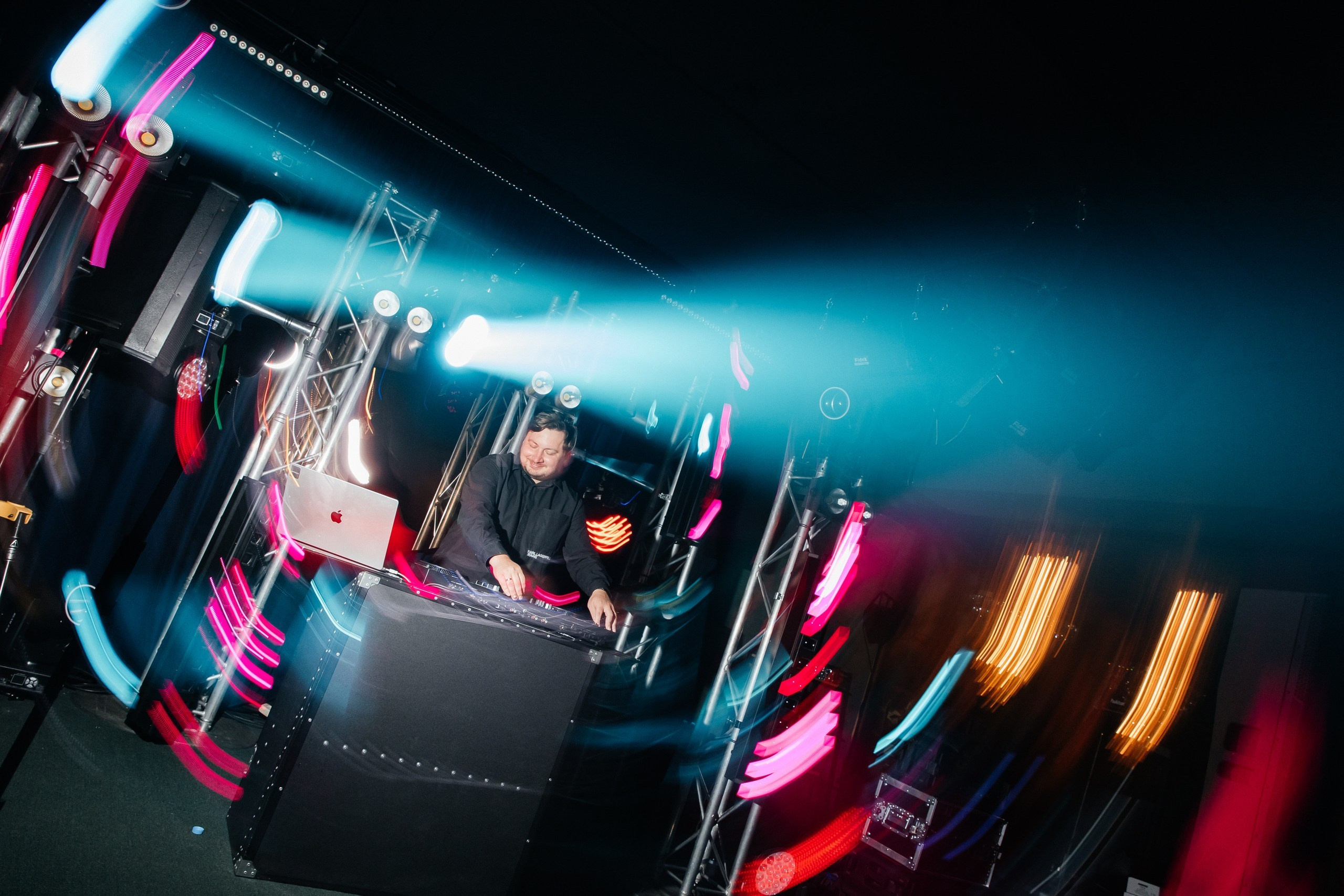 День рождения — сюрприз для Антона. Свадебный и репортажный фотограф в Новосибирске Федор Гладков