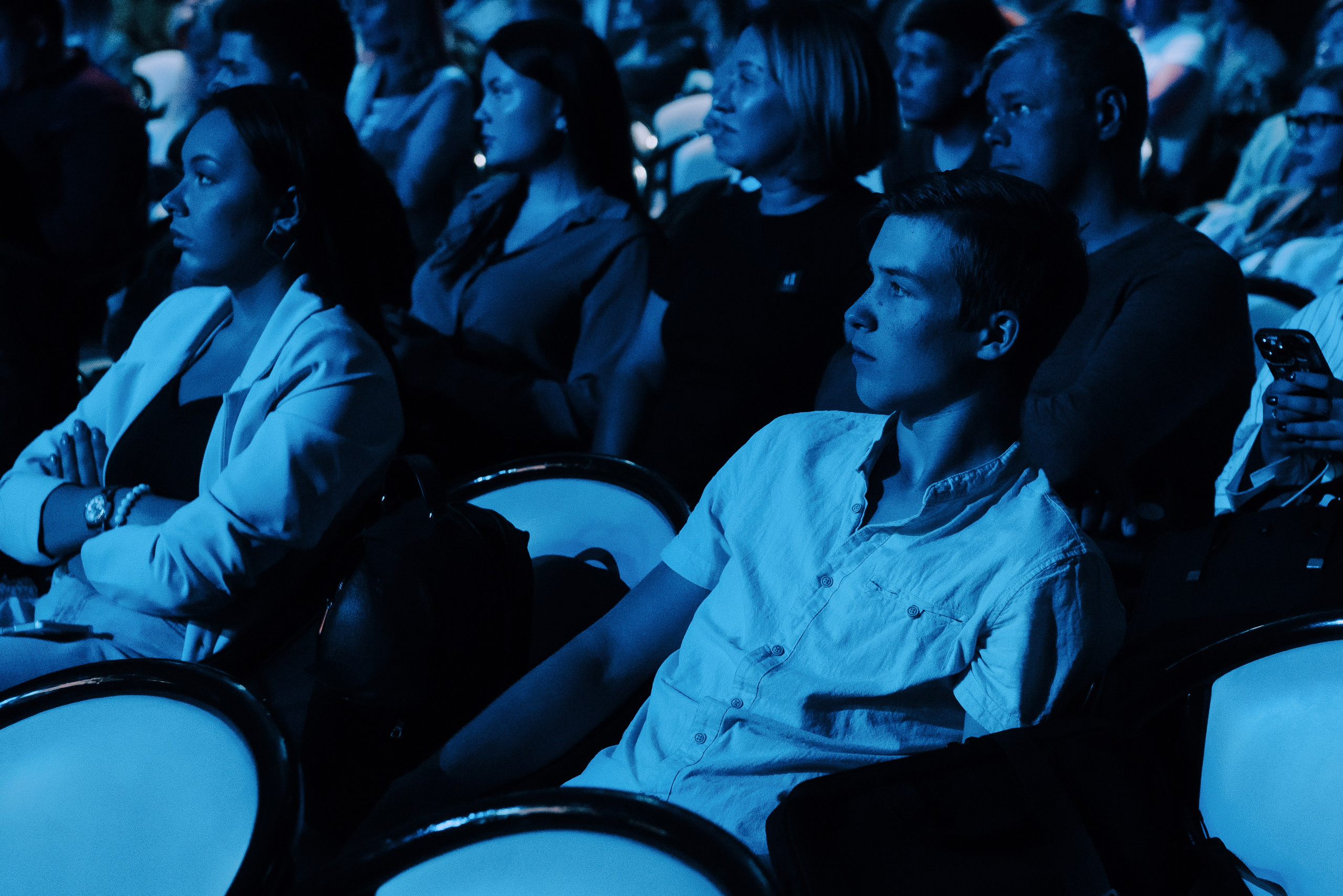 КОНФЕРЕНЦИЯ AMO CRM SIPUNI. Репортажный фотограф Зуев Роман г. Челябинск