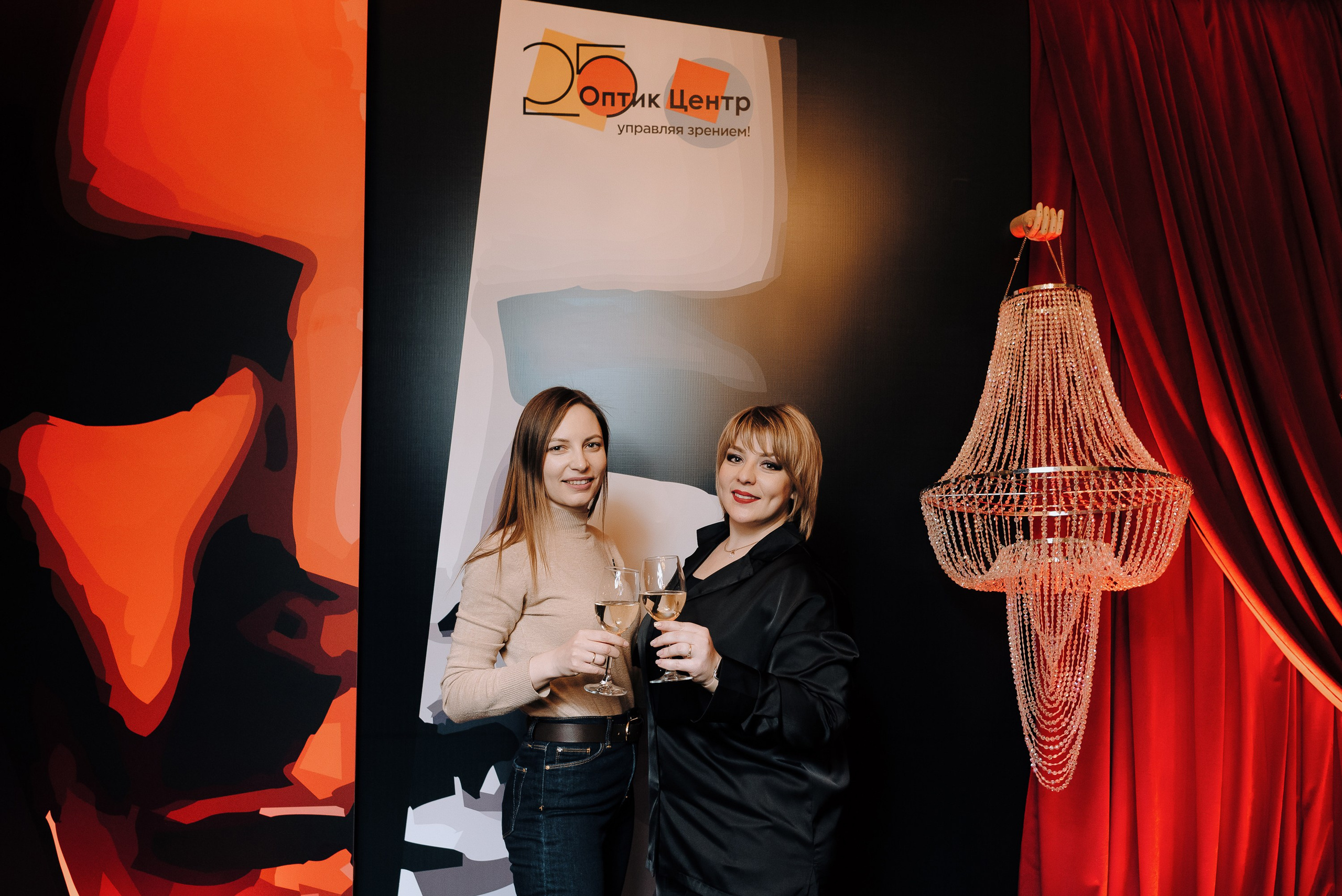 СПЕКТАКЛЬ «ВОЛШЕБНЫЕ ОЧКИ» ОПТИК-ЦЕНТР. Репортажный фотограф Зуев Роман г. Челябинск