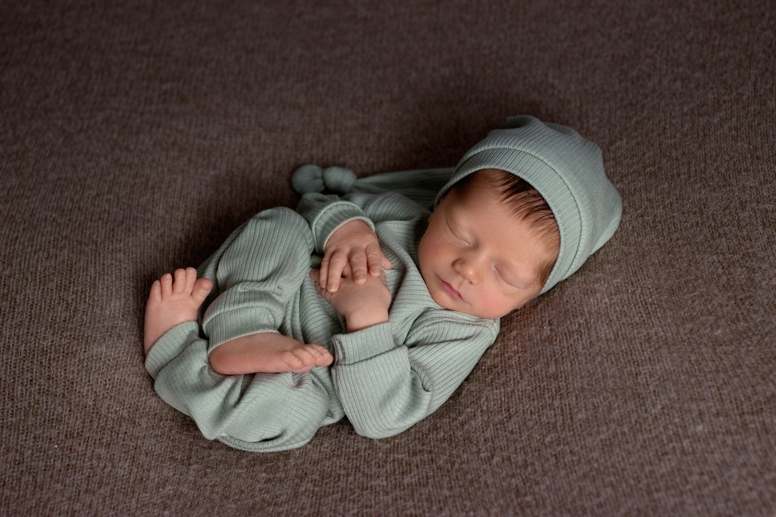 Новорождённые малыши