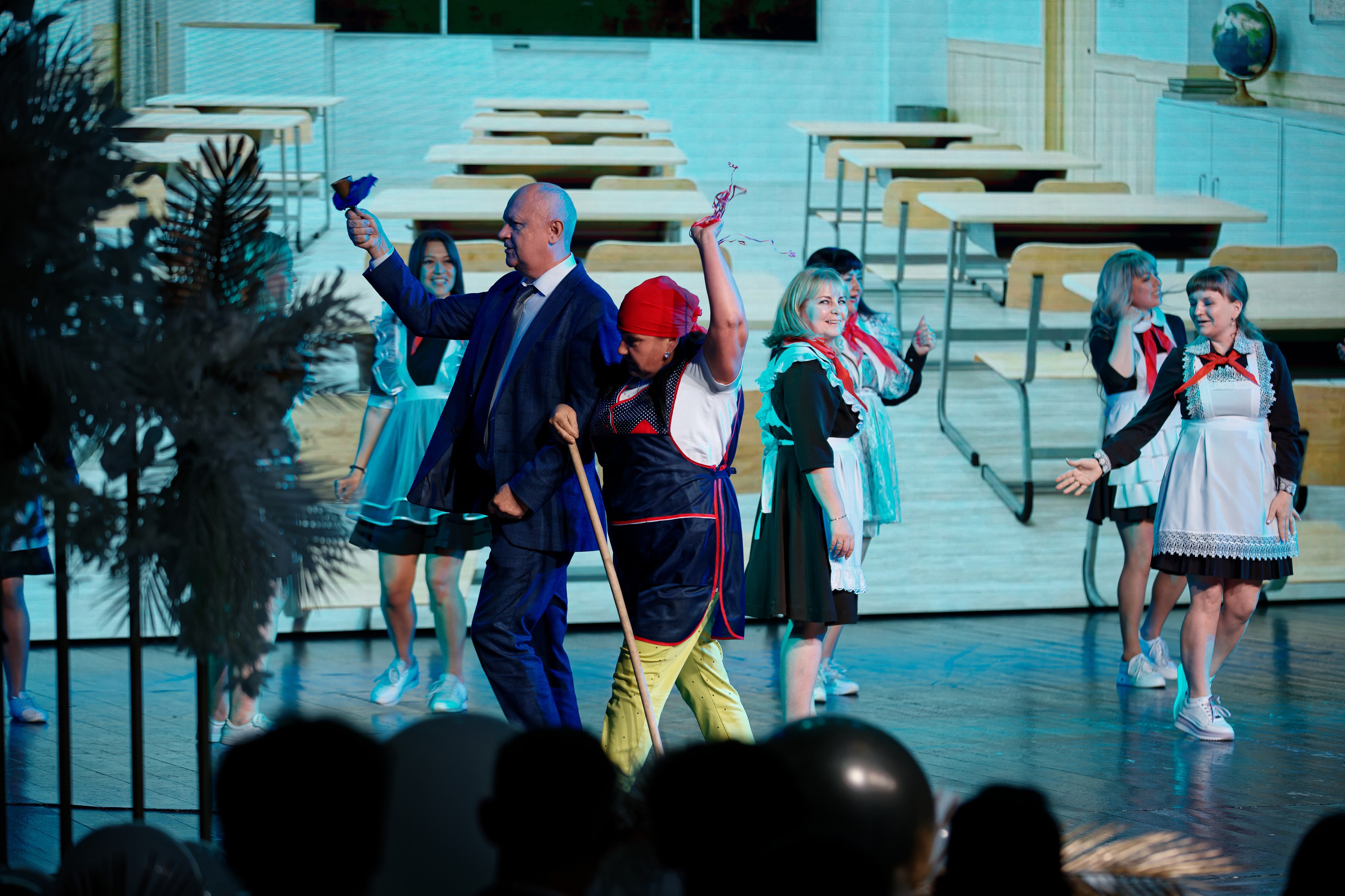 Выпускной школы 56 11Б. Семейный фотограф — Макс Белогрудов