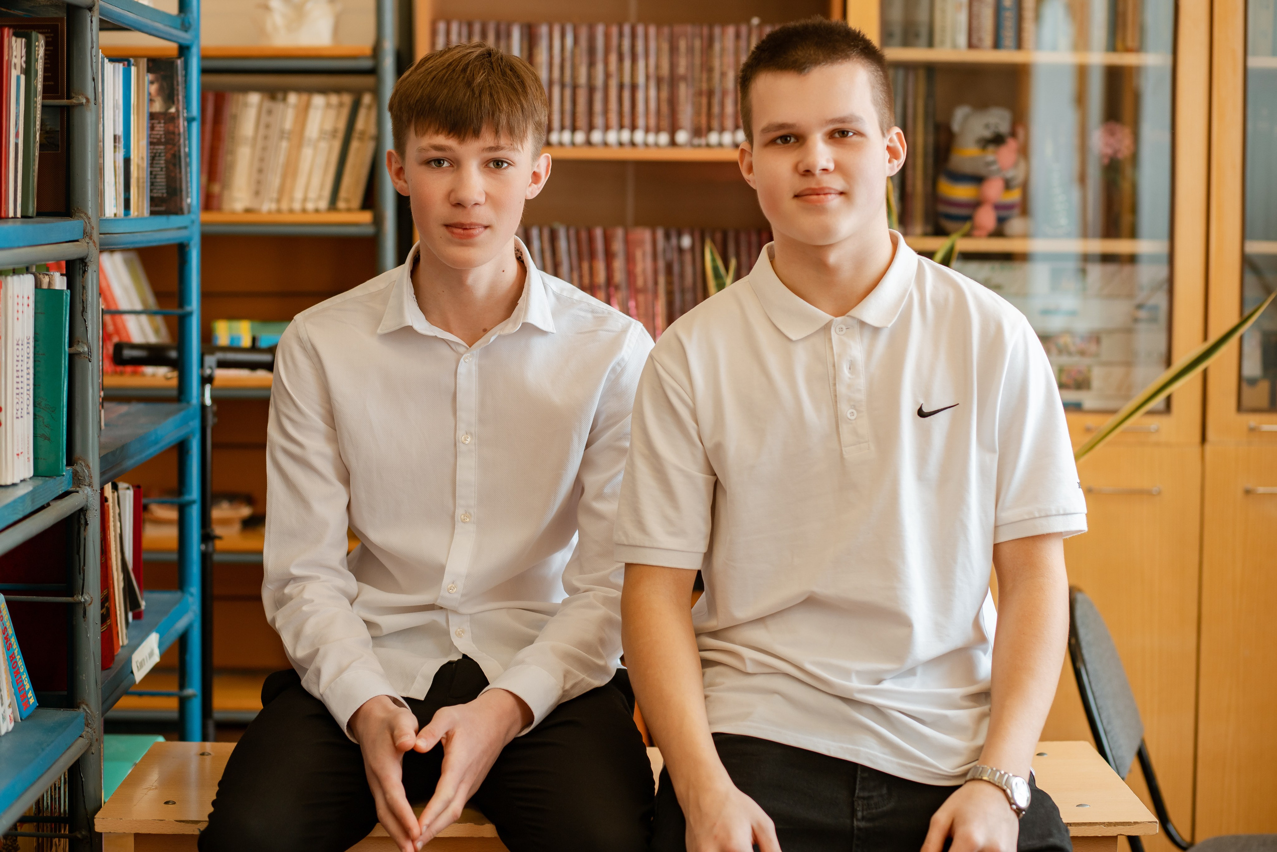 Академическая СОШ, 9 класс. Студия выпускных альбомов Остров