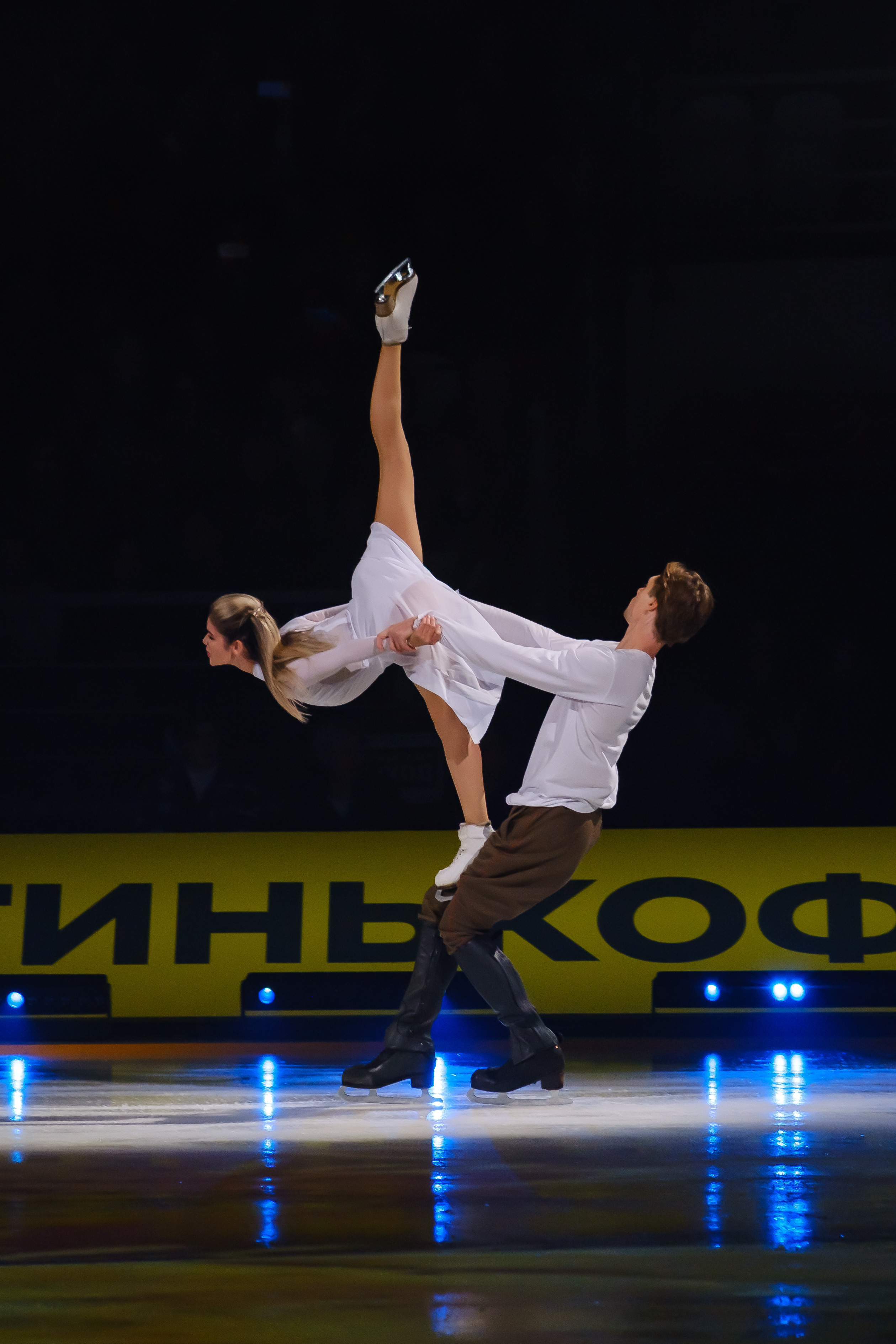 Ледовое шоу Ильи Авербуха