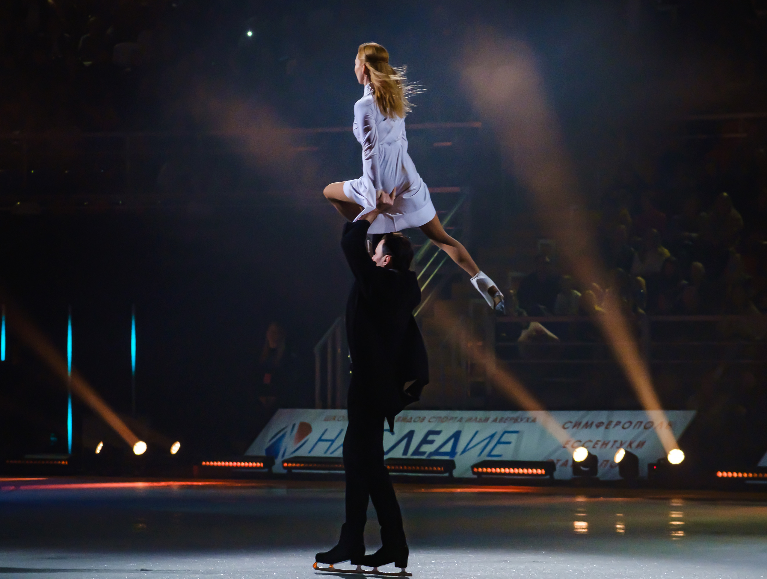 Ледовое шоу Ильи Авербуха