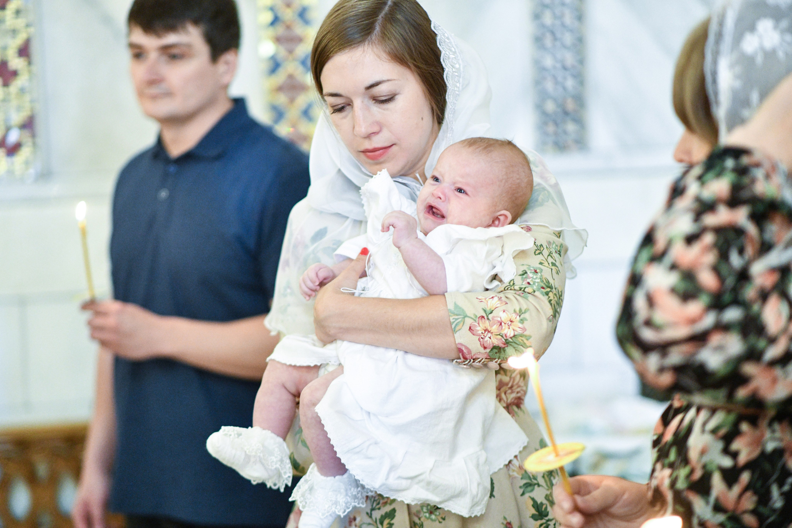 Крещение Марии. Церковь Покрова Пресвятой Богородицы в Ясенево. Свадебный и портретный фотограф в Москве Галина Борисова