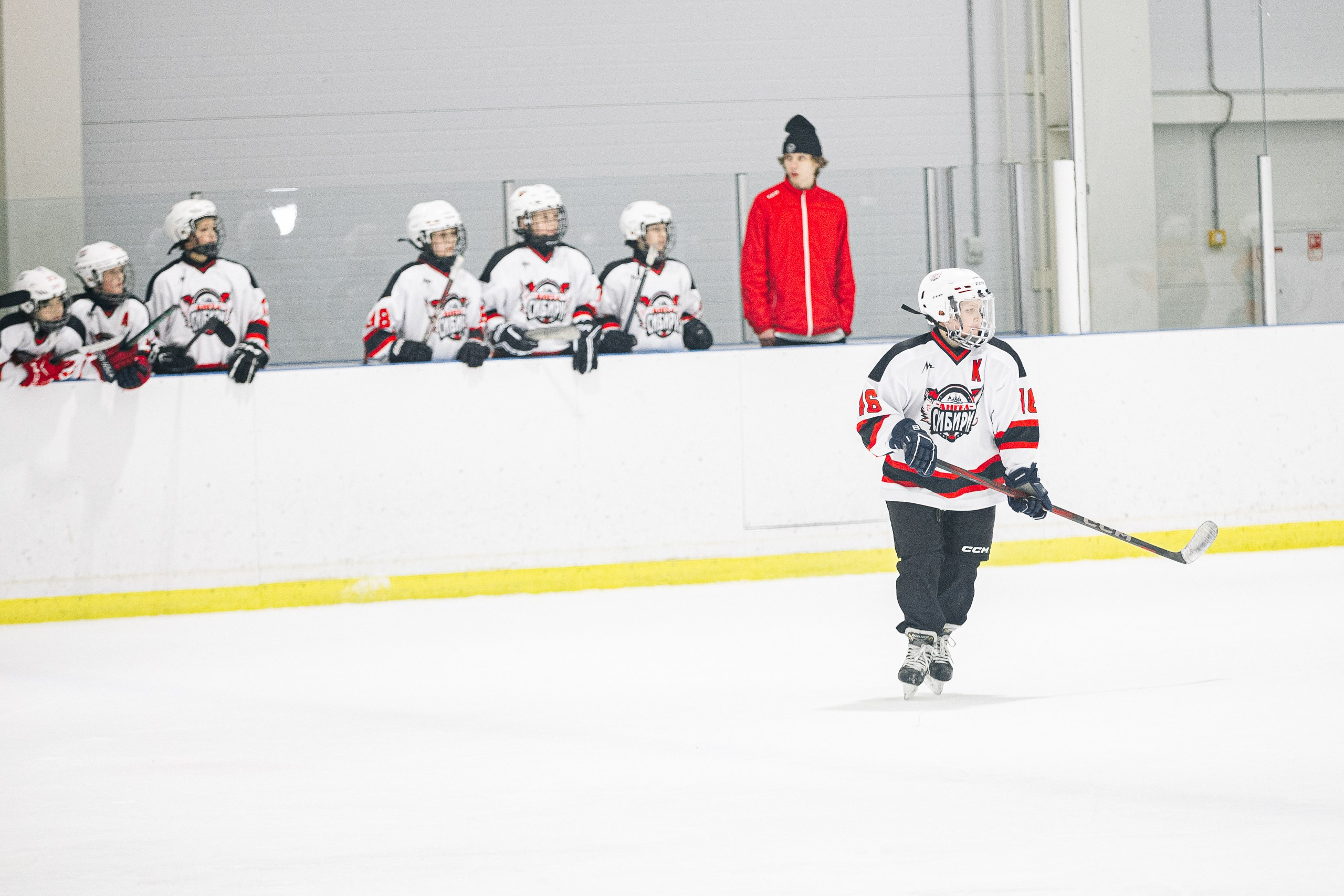 Первенство Тюмени по хоккею. MIG — студия спортивной фотографии Михаила Голянского