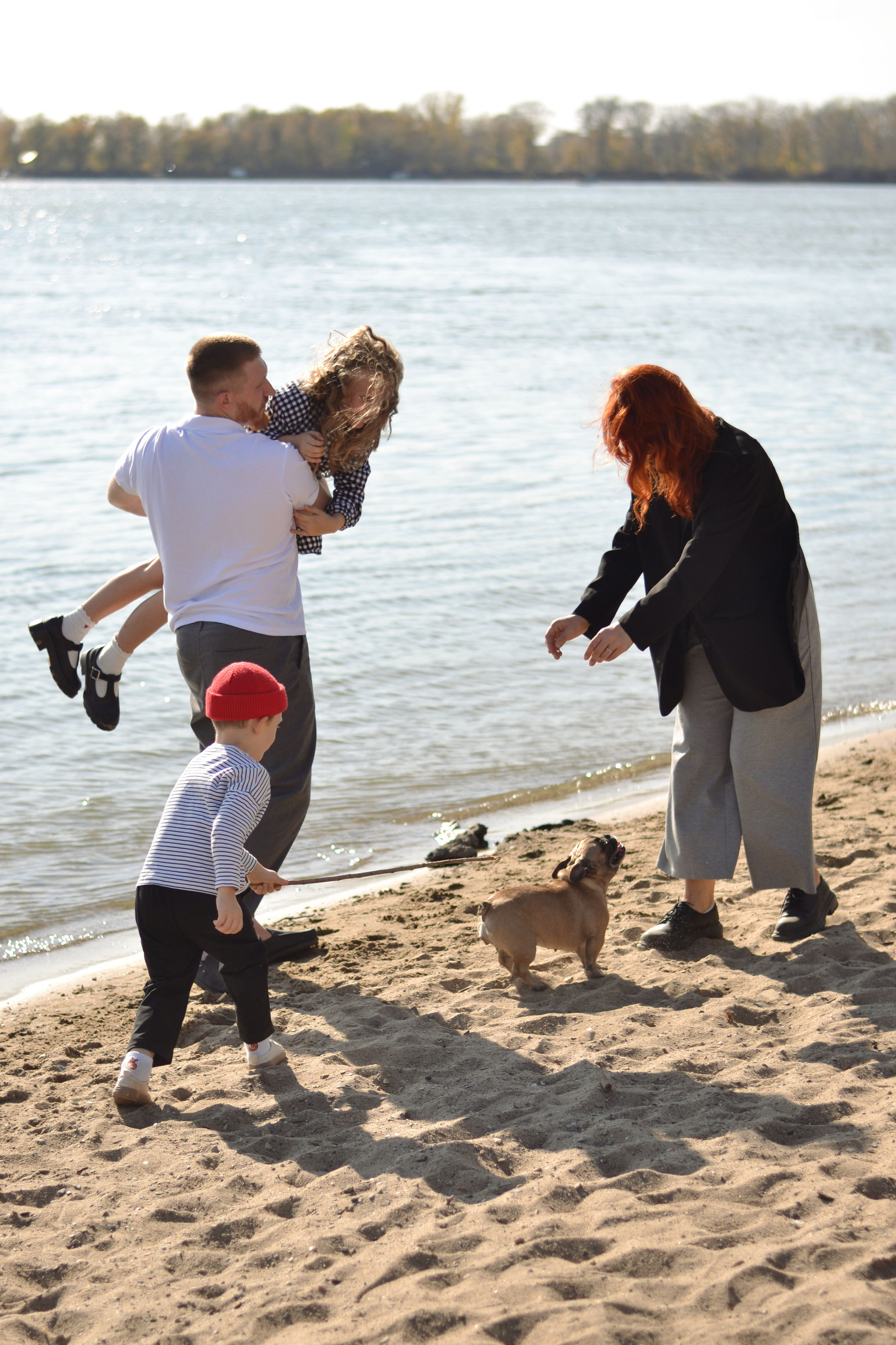На берегу. Фотограф Ольга Дмитриева. Новосибирск