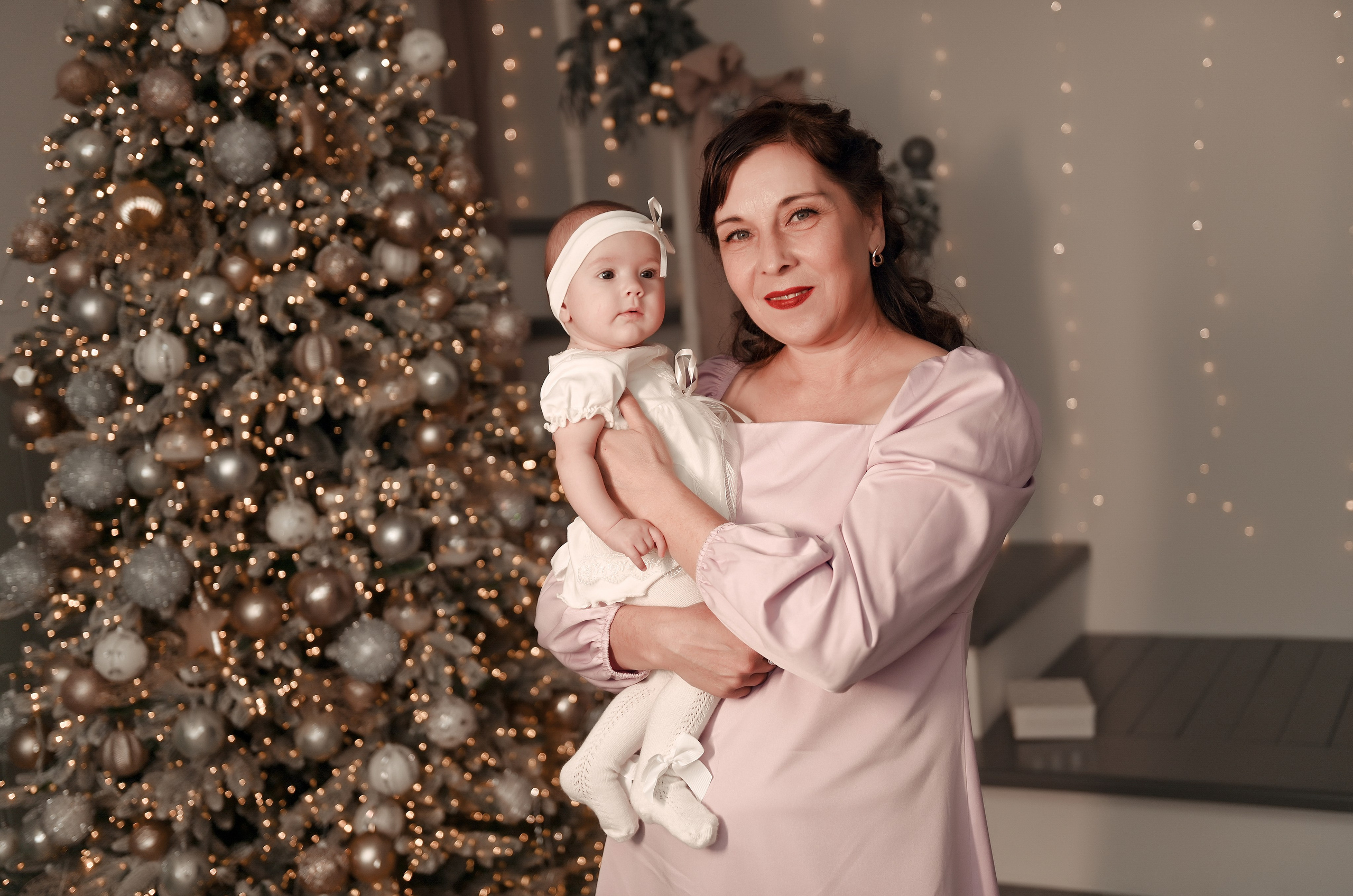 Новогодняя семейная. Свадебный, семейный, детский, контент фотограф в Омске Максим Ильин