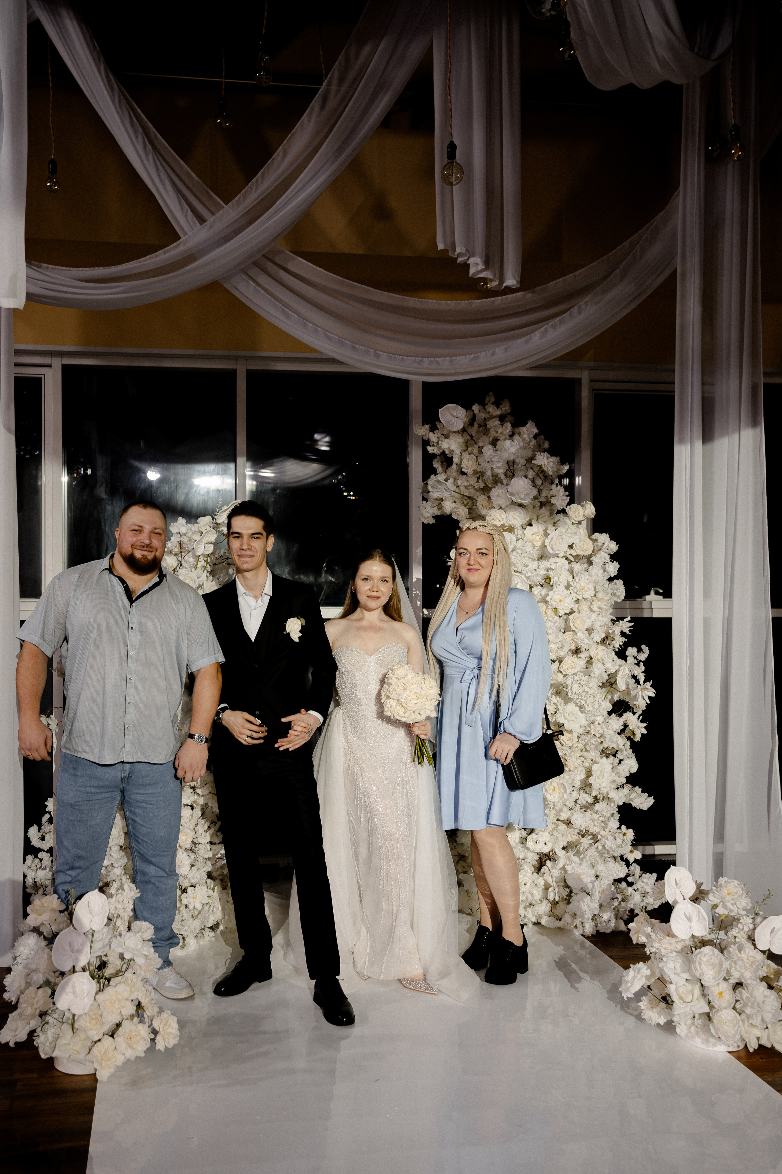 СВАДЕБНАЯ СЬЕМКА СБОРОВ В ОТЕЛЕ И ВЫЕЗД НА ЦЕРЕМОНИЮ (СНЯТО В СИБИРЕ В НИЖНЕВАРТОВСКЕ). Профессиональный фотограф, Санкт-Петербург — Виктория Богомолова