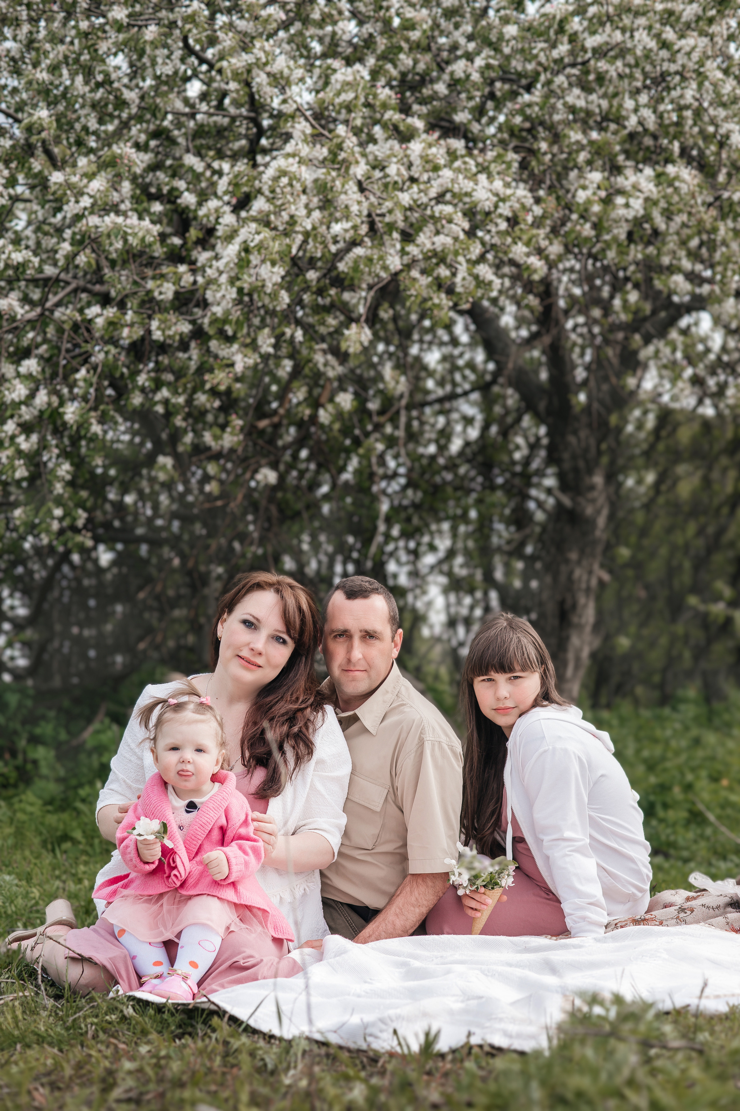 Весенняя семейная фотосессия. Ольга Плаксина фотограф в Саратове
