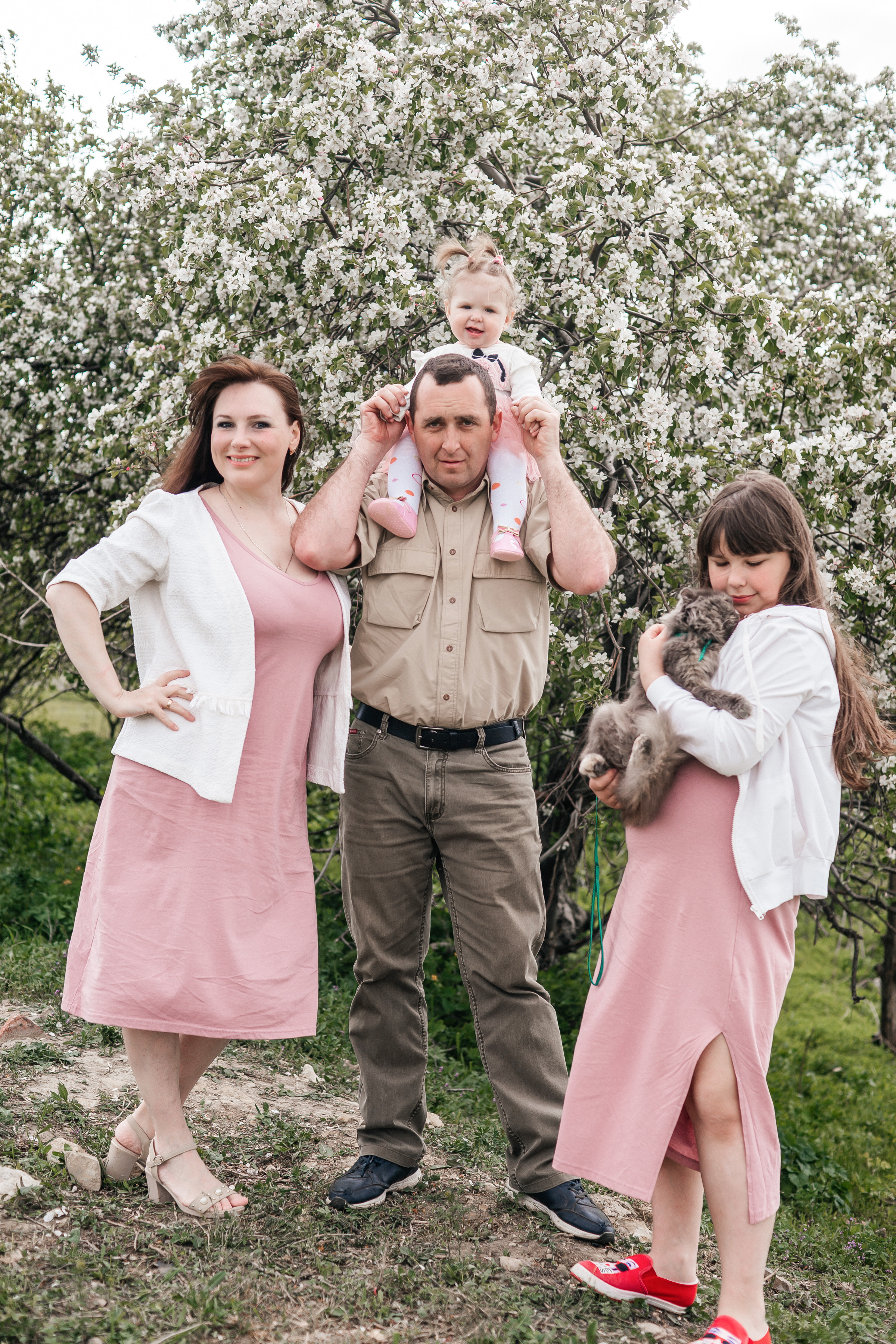 Весенняя семейная фотосессия. Ольга Плаксина фотограф в Саратове
