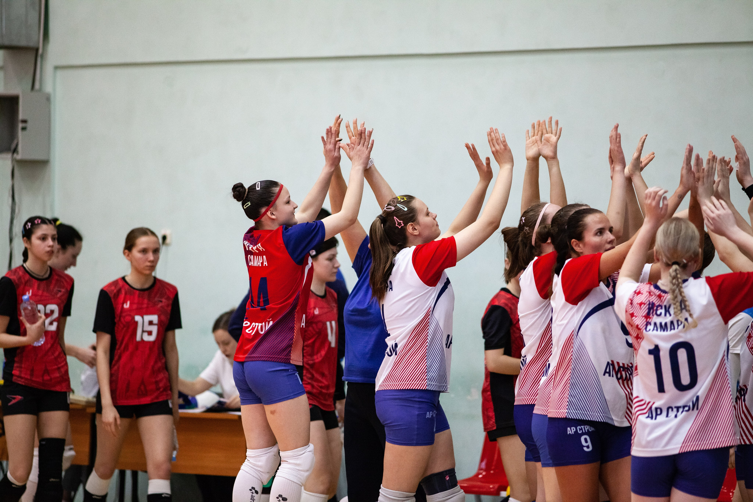 Искра (Самара) — Динамо (Киров). Фотография