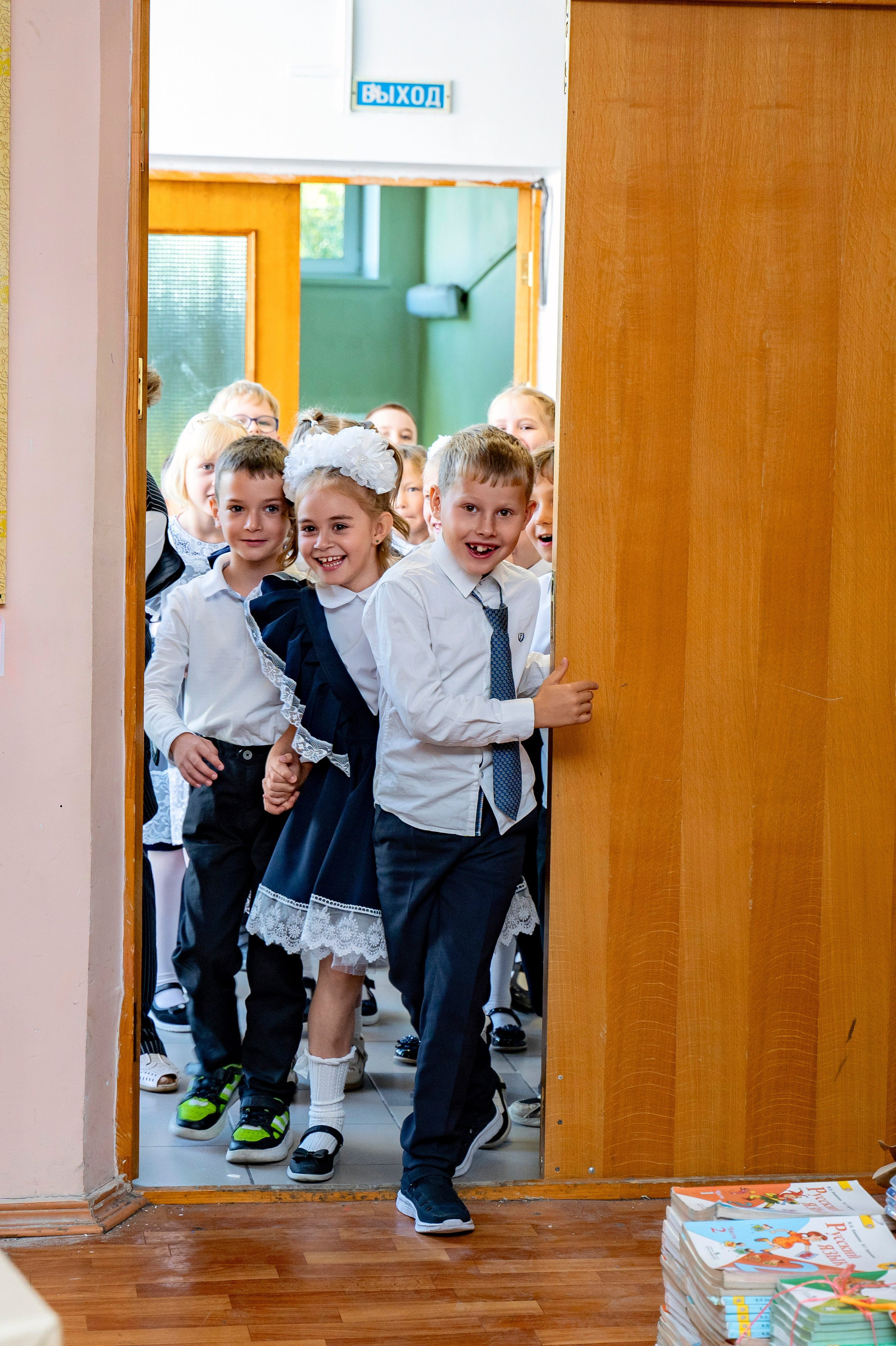 ШКОЛЬНАЯ СЪЕМКА (БЕЗ АЛЬБОМА). Школьная фотостудия «Like Moment» в Строгино