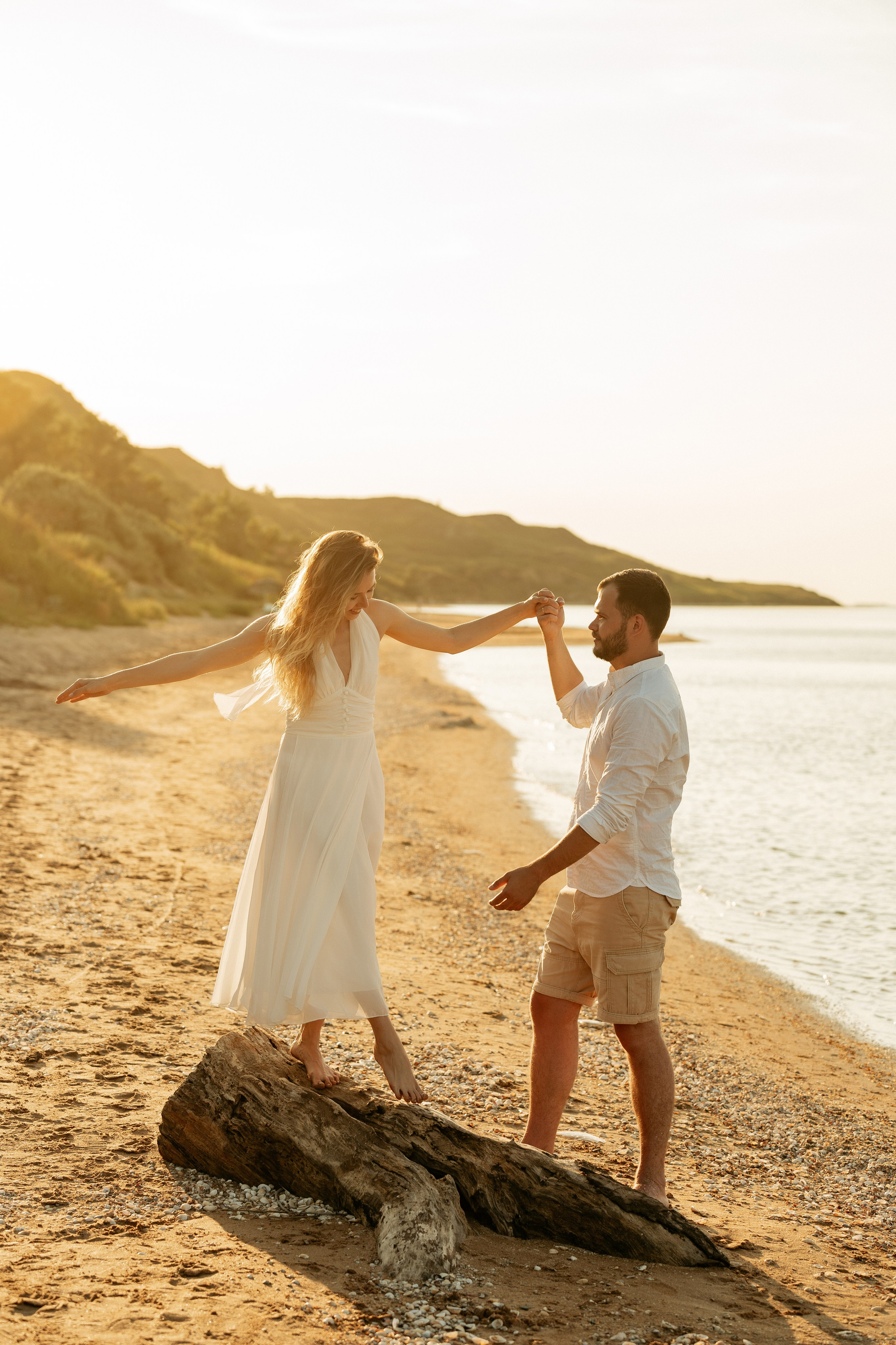 Фотосессия пары в Голубицкой – страсть, нежность и морской бриз.