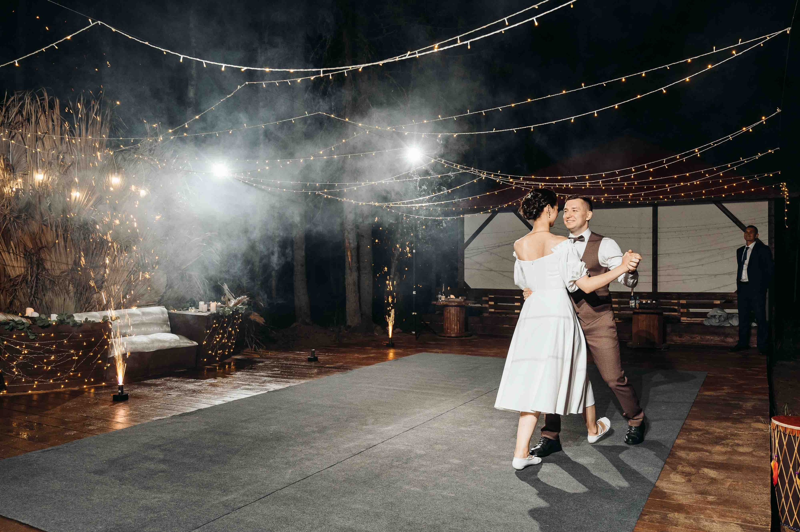 Свадебная фотосессия и прогулка на свежем воздухе. Свадебный и семейный фотограф в Котласе Никита Попов