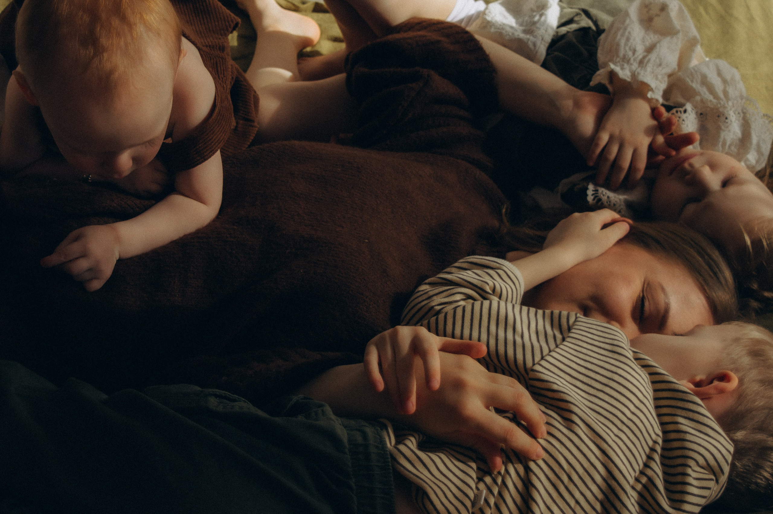 Любовь в воздухе. Семейная фотосессия в студии. Юлия Левада Семейный и женский фотограф