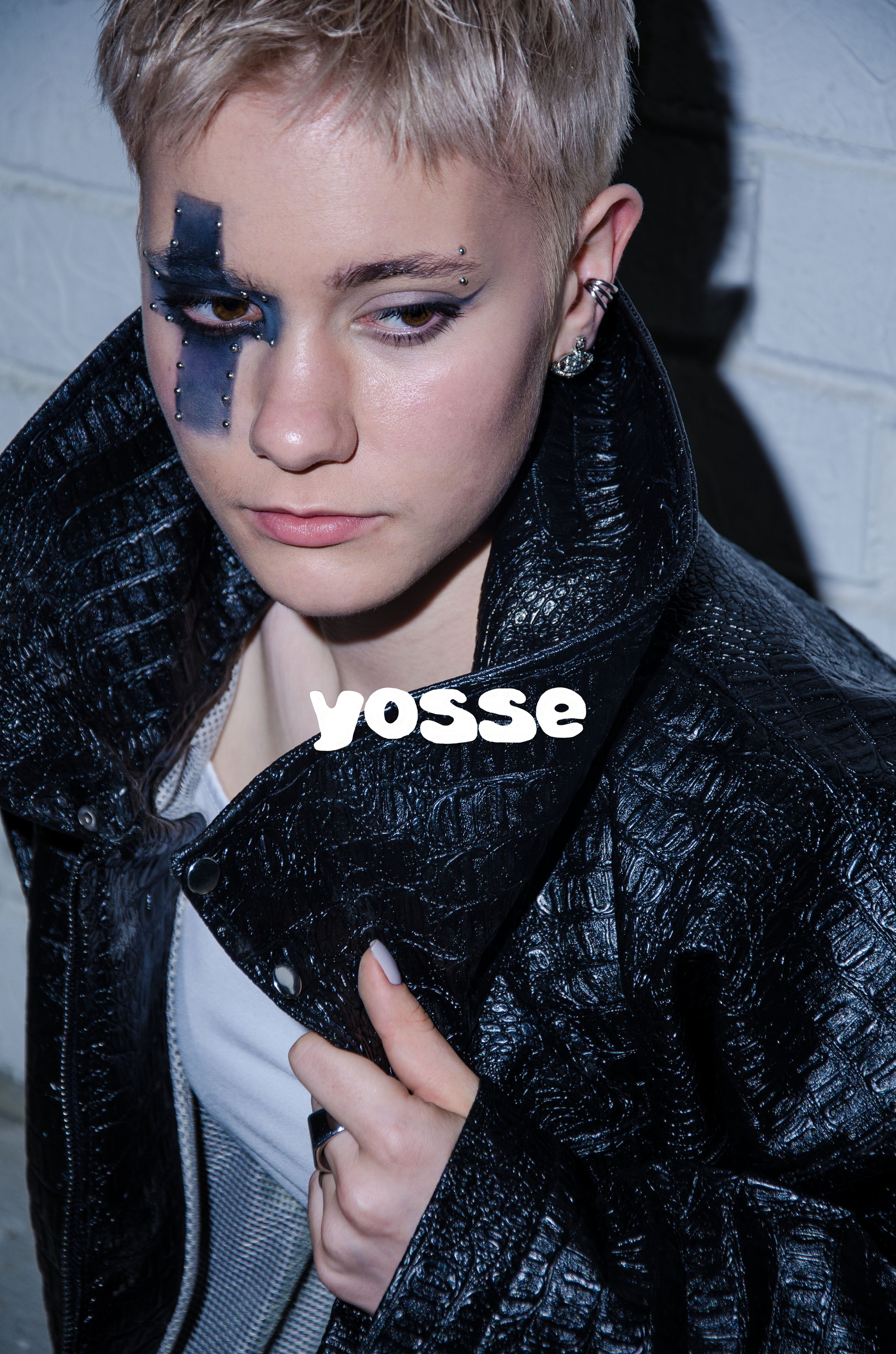 Yosse. Kinzie|Концептуальный фотограф Екатеринбург