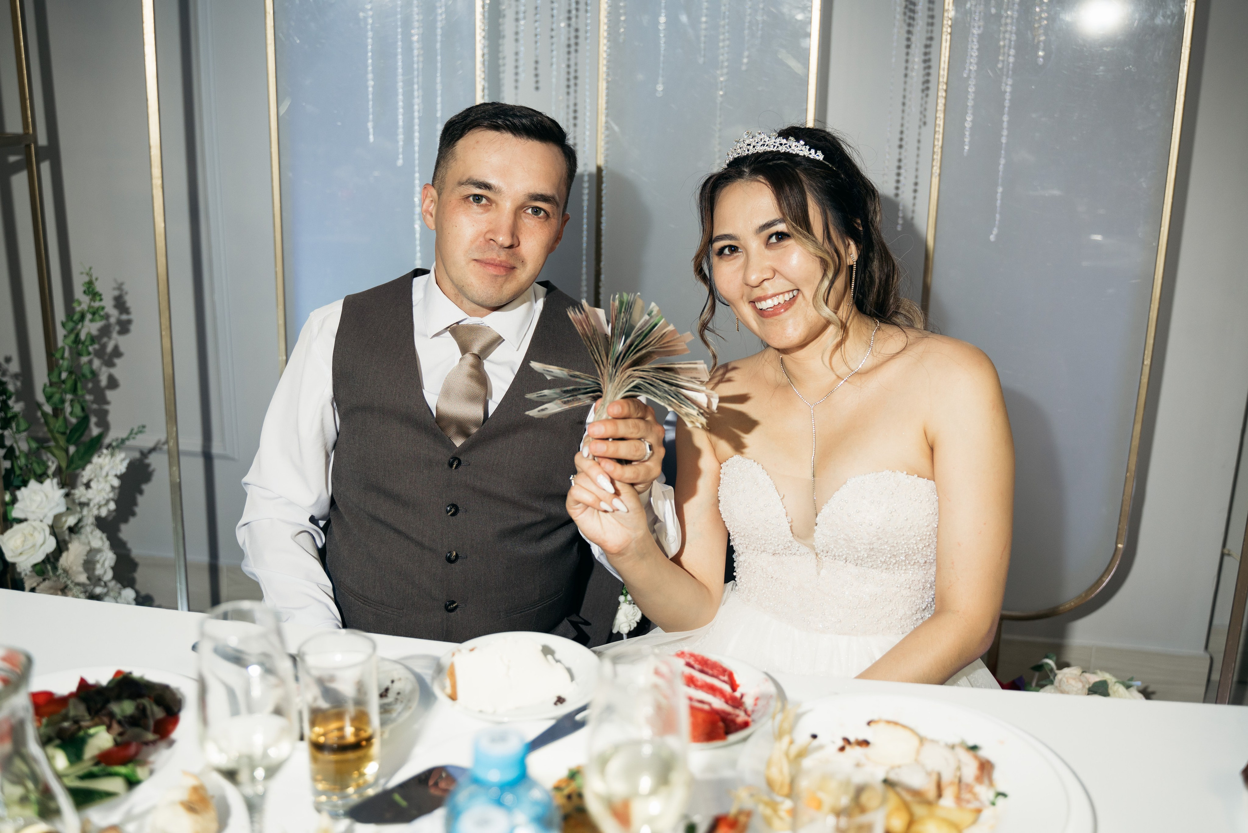 Ильнур и Динара. Свадебный день. Отбор. Кафе Ля делис. Семейный и свадебный фотограф Молодзяновская Елена