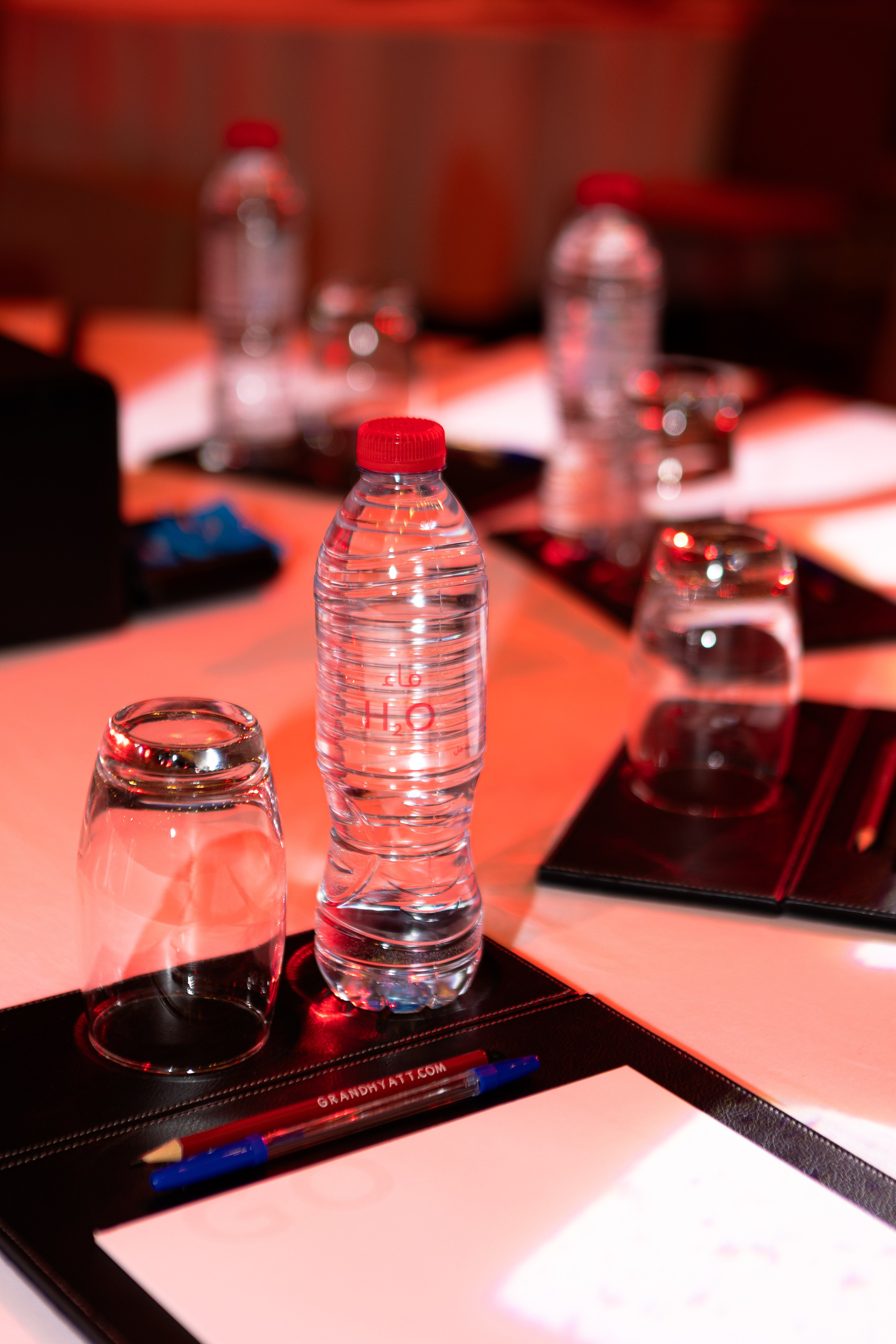 Abu-Dhabi | NA VOLNE Backstage. Фотограф Юлия Назарова