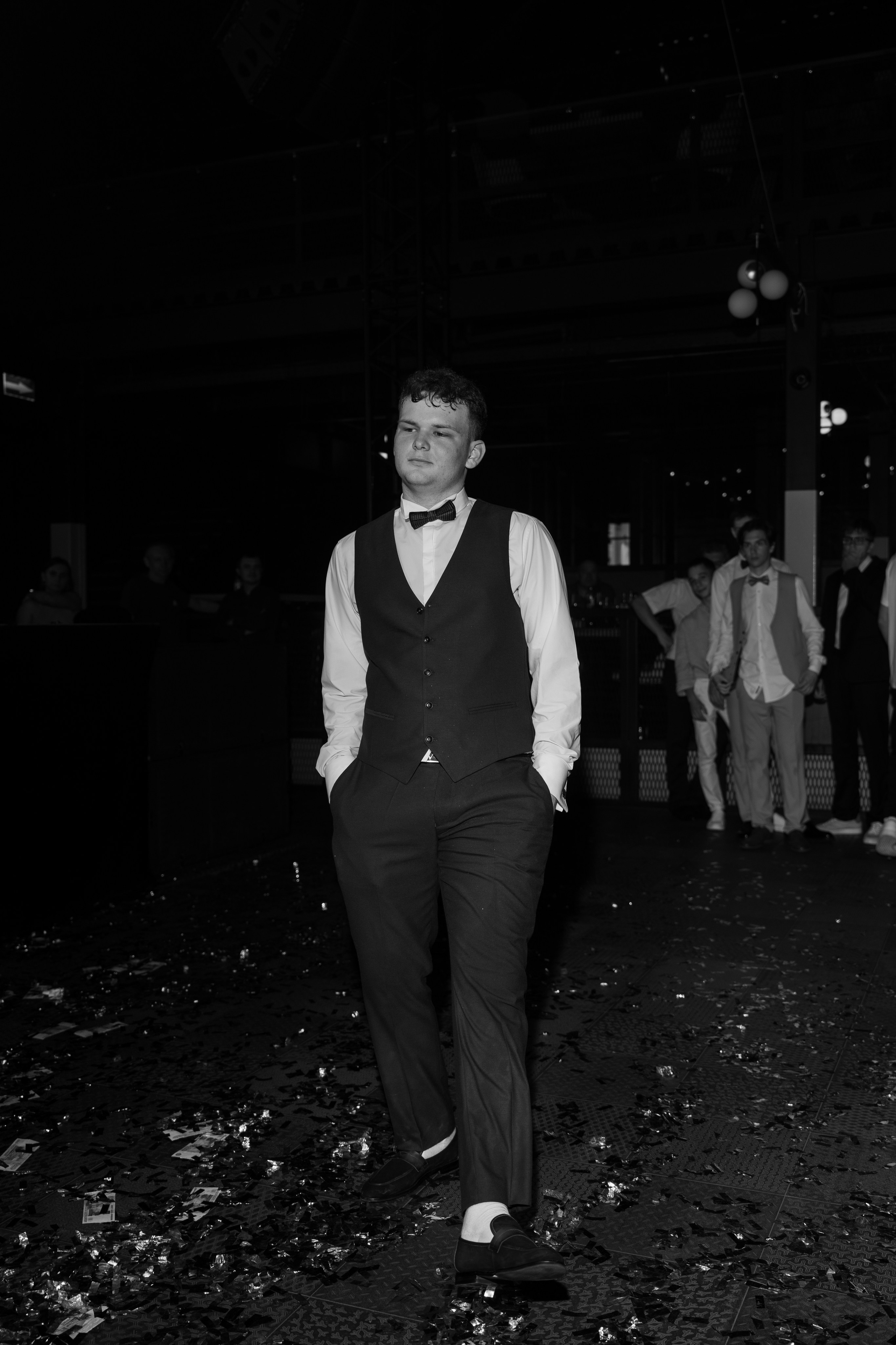 Выпускной Гимназия 7. Свадебный и репортажный фотограф Элина Козырьянова