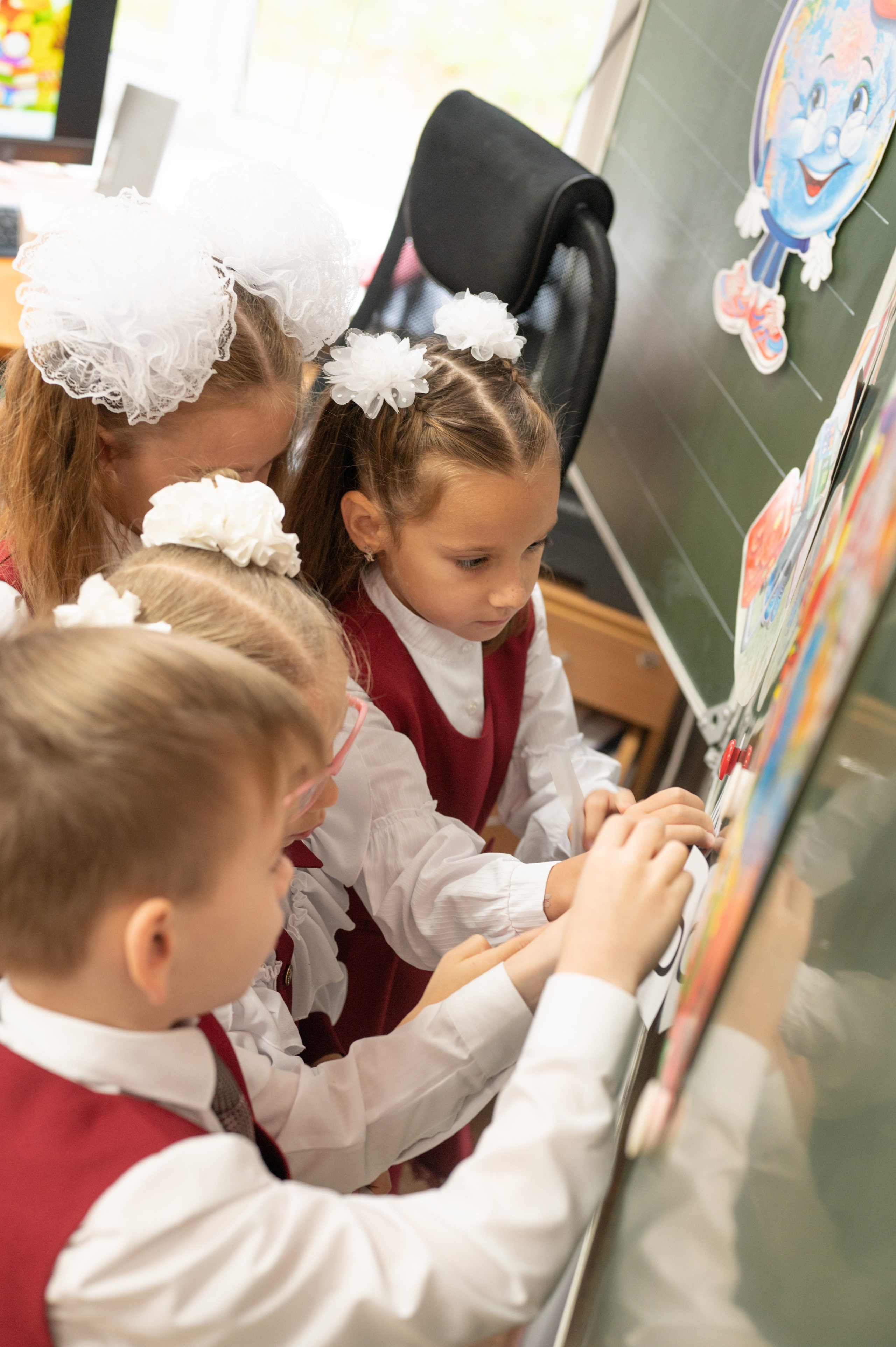 1 сентября 1 К 16 гимназия репортаж, линейка +в классе. Фотограф новорожденных, семейный детский в Тюмени Татьяна Морозова