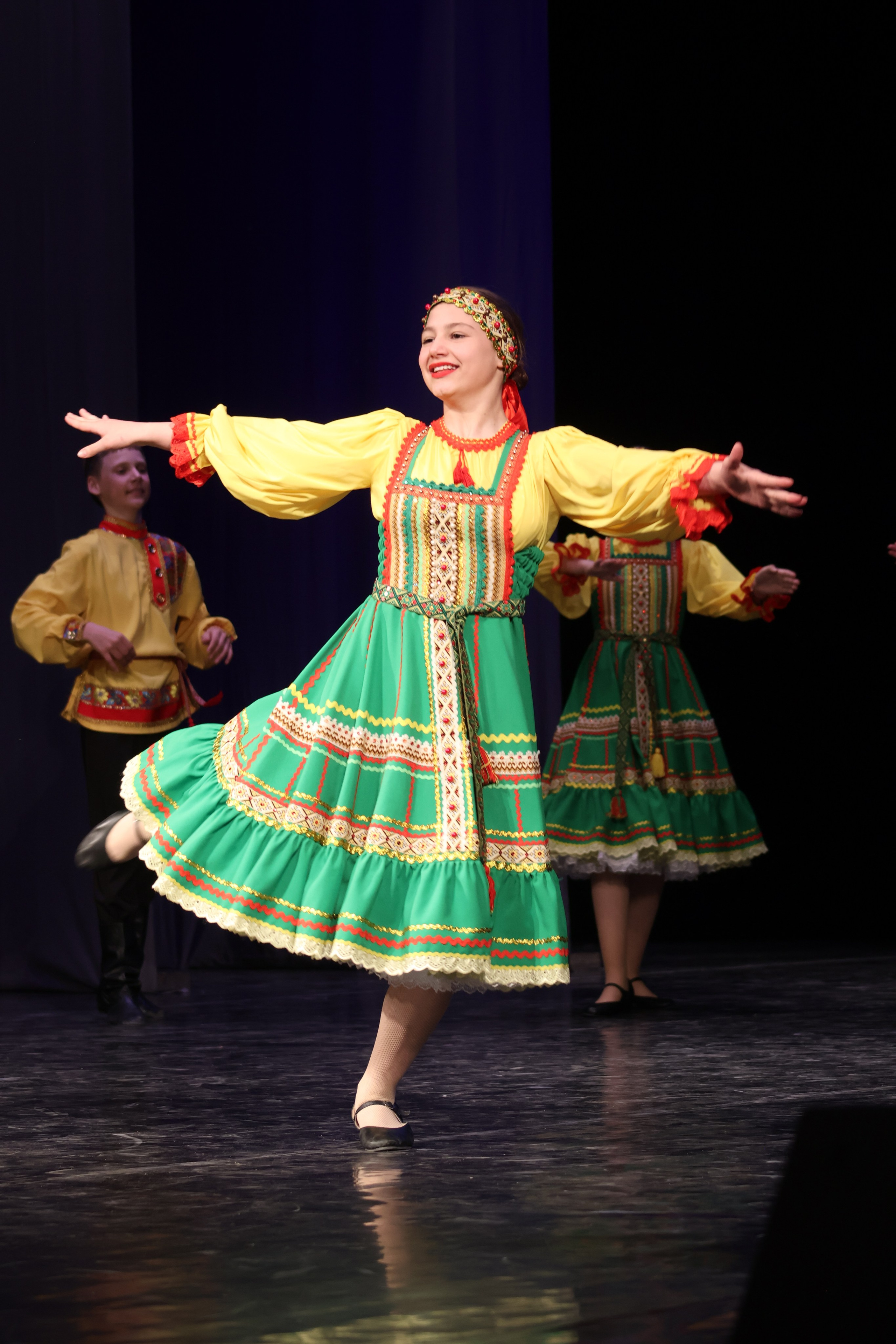 13 апреля, г. Томск. Золотое яблочко