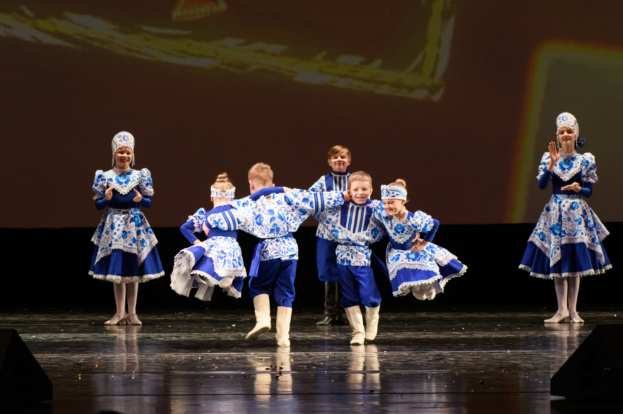 23 апреля, часть 2, БКЗ Октябрьский, г. Санкт-Петербург. Золотое яблочко