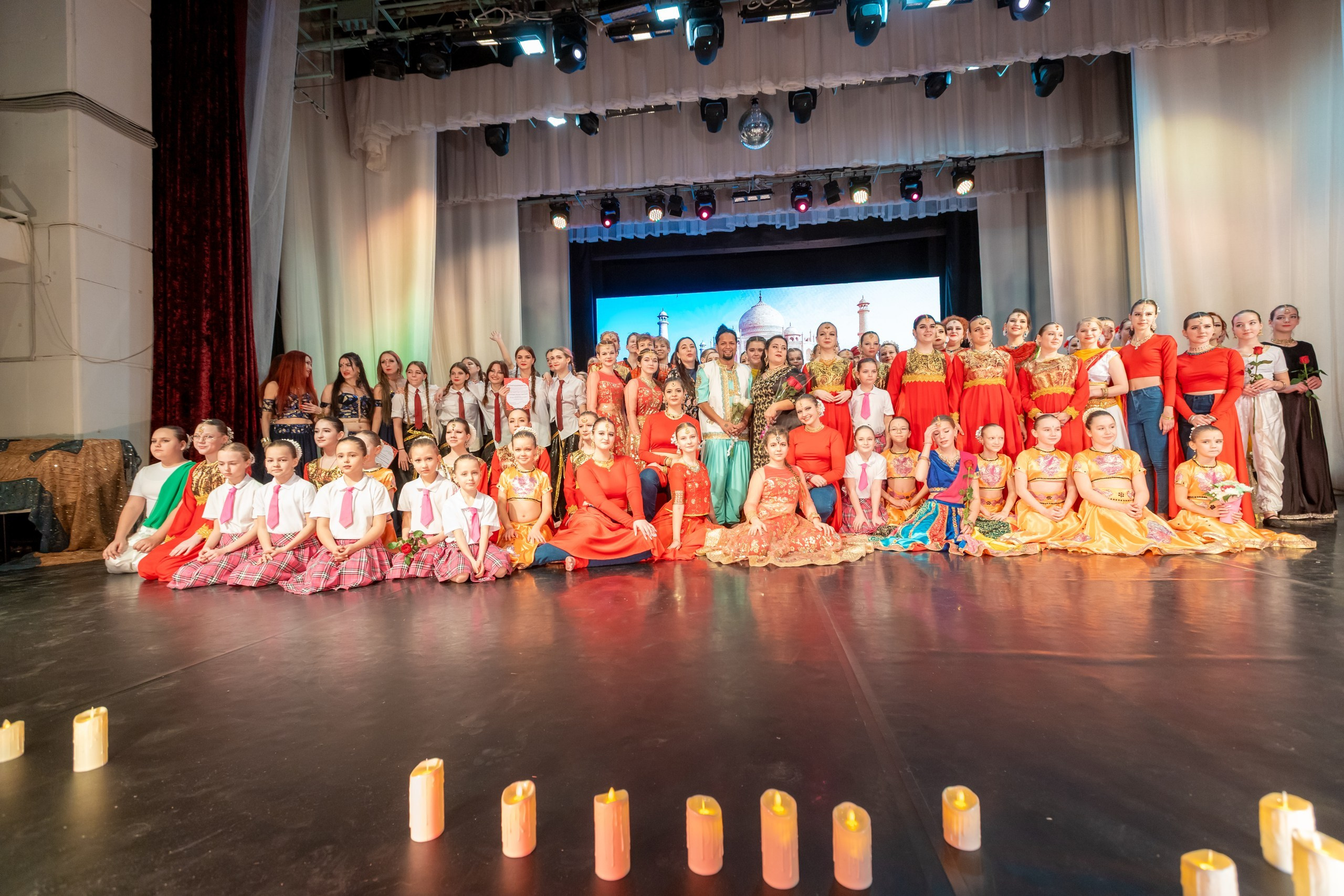 Вечер индийской культуры. Марк Шишкин — репортажный фотограф в Воронеже и России