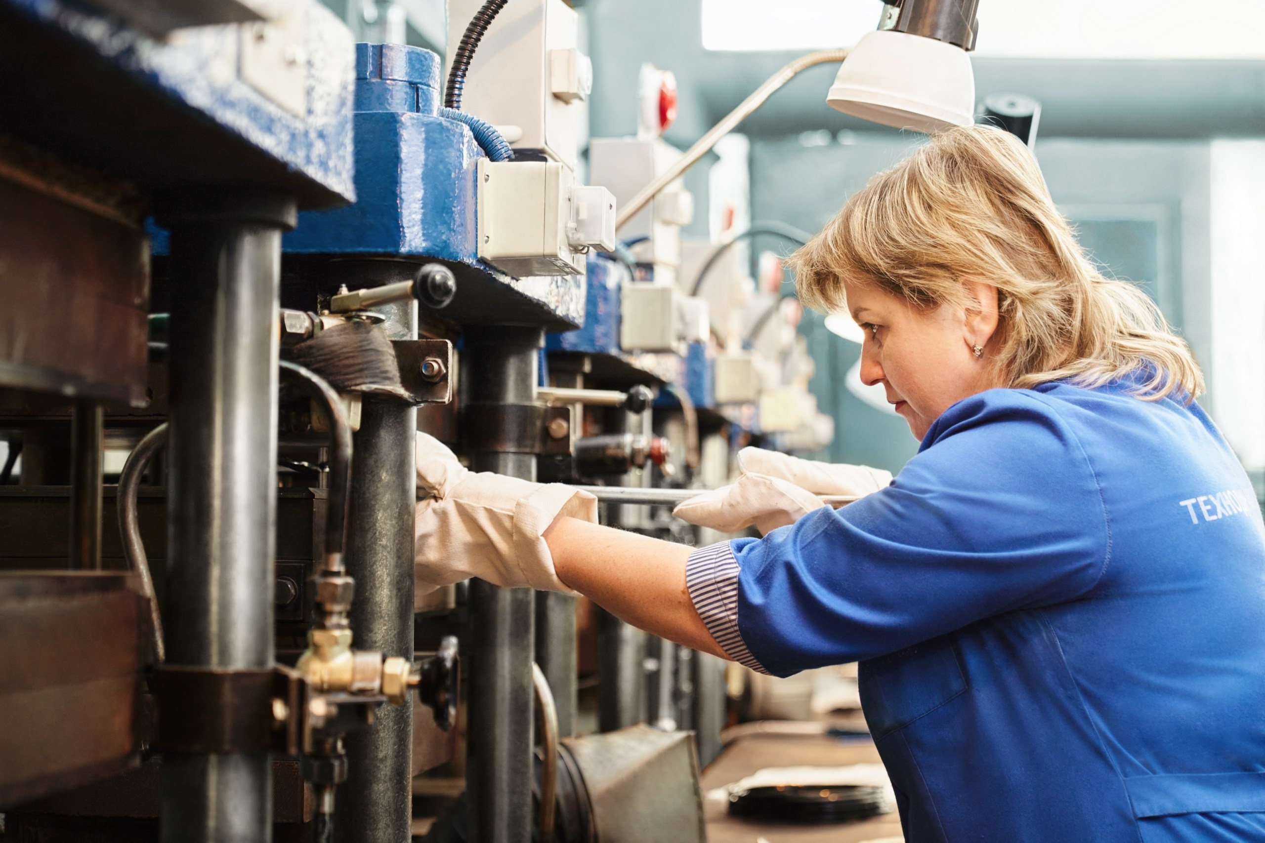 90 летие завода «Авиаагрегат». Фотограф Евгений Шаров
