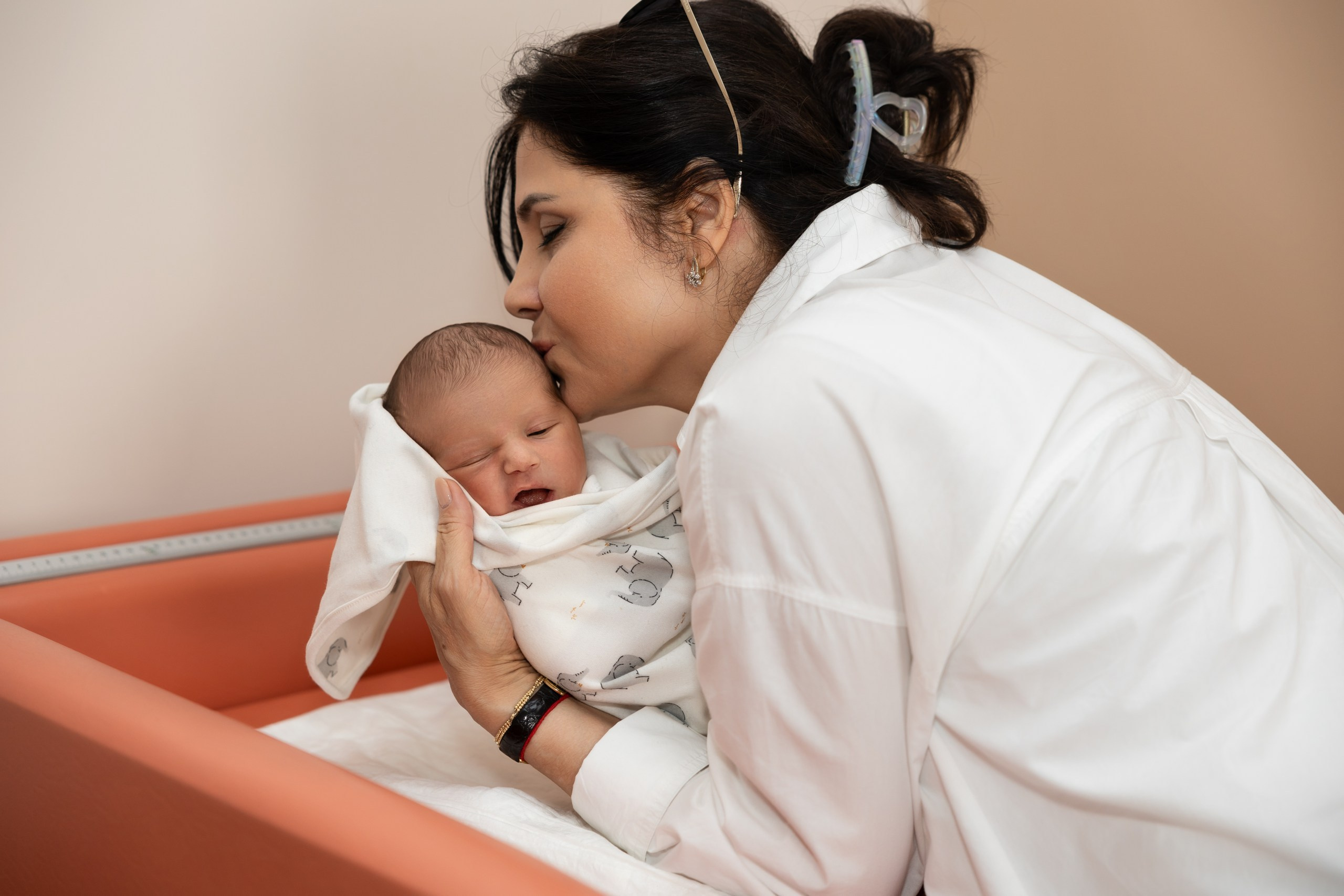 Выписка из роддома. Семейный и детский фотограф в Москве Орешина Юлия