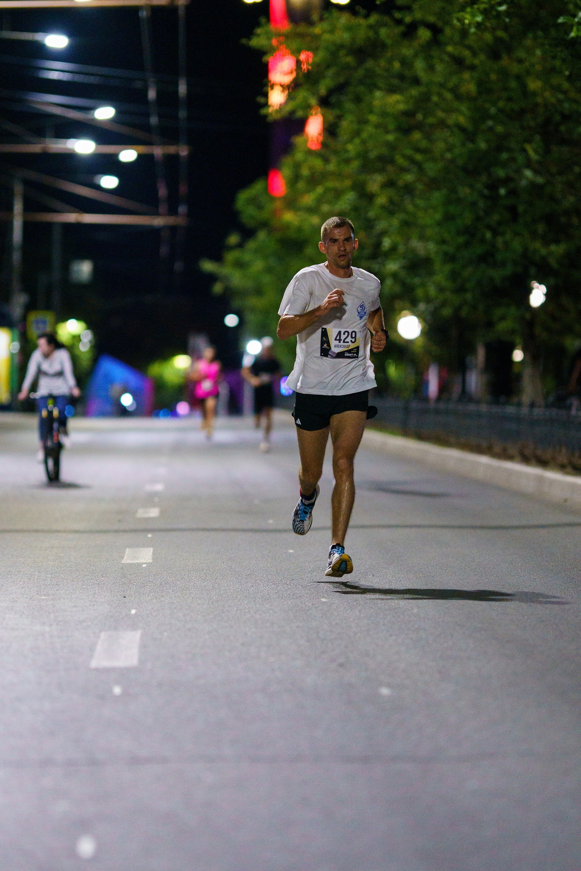 Фотографии Забег «Калуга ночь» 2025. Фотограф спортивные события, недвижимость, турбизнес