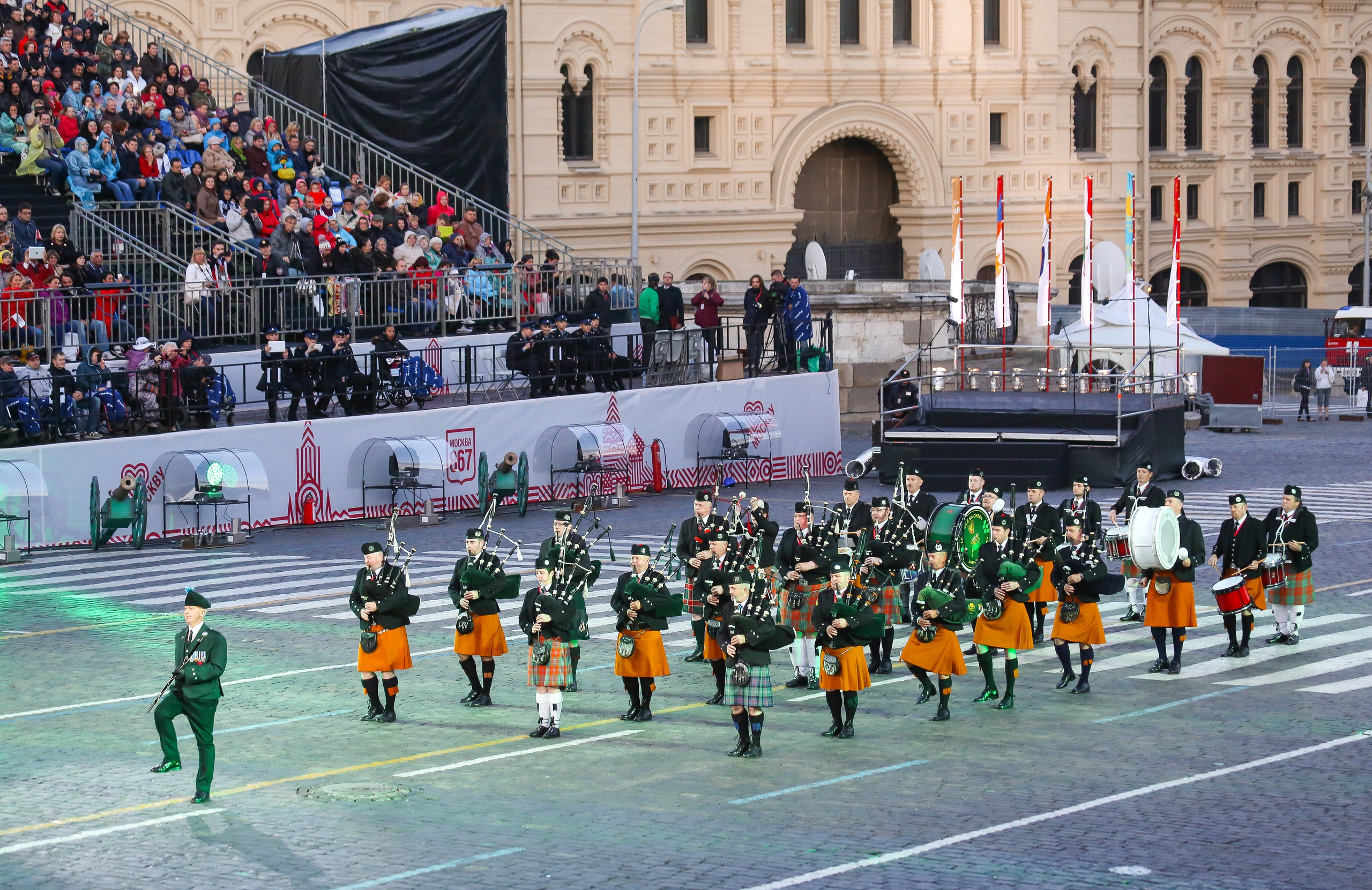 Фестиваль «Спасская башня» — 2014. Дарья Письменюк / Darya Leitstern — фотограф, музыкант, журналист, путешественник