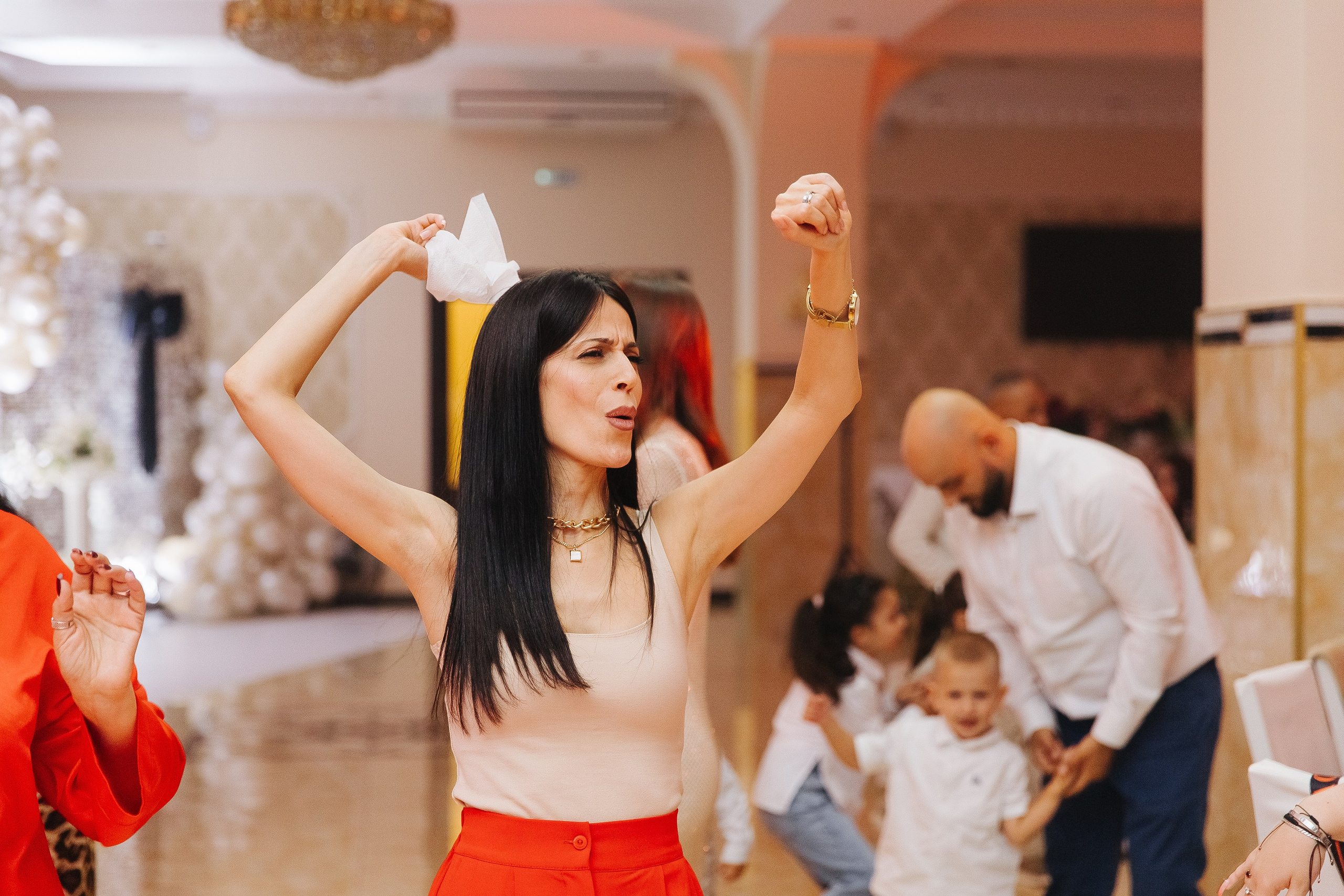 Ани и Назели. 35&5 День рождения, «Янтарь». Фотограф в Красноярске Надежда Воскресенская