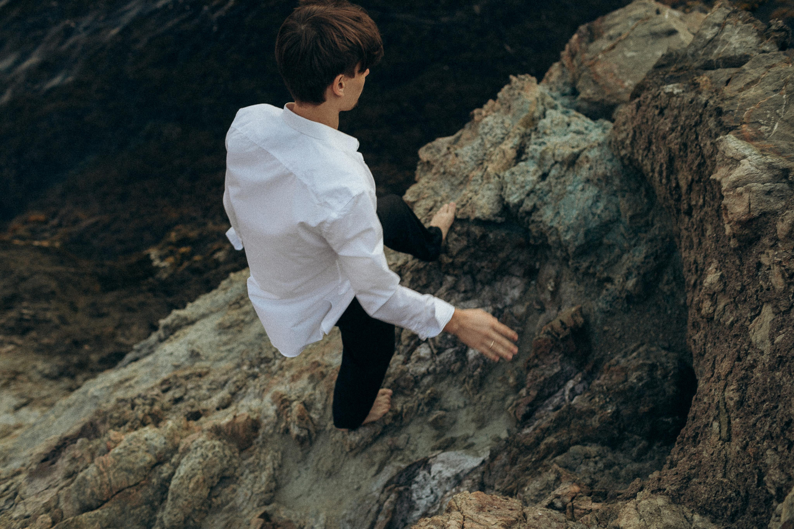 Крым, теплое море маннет к себе людей. 