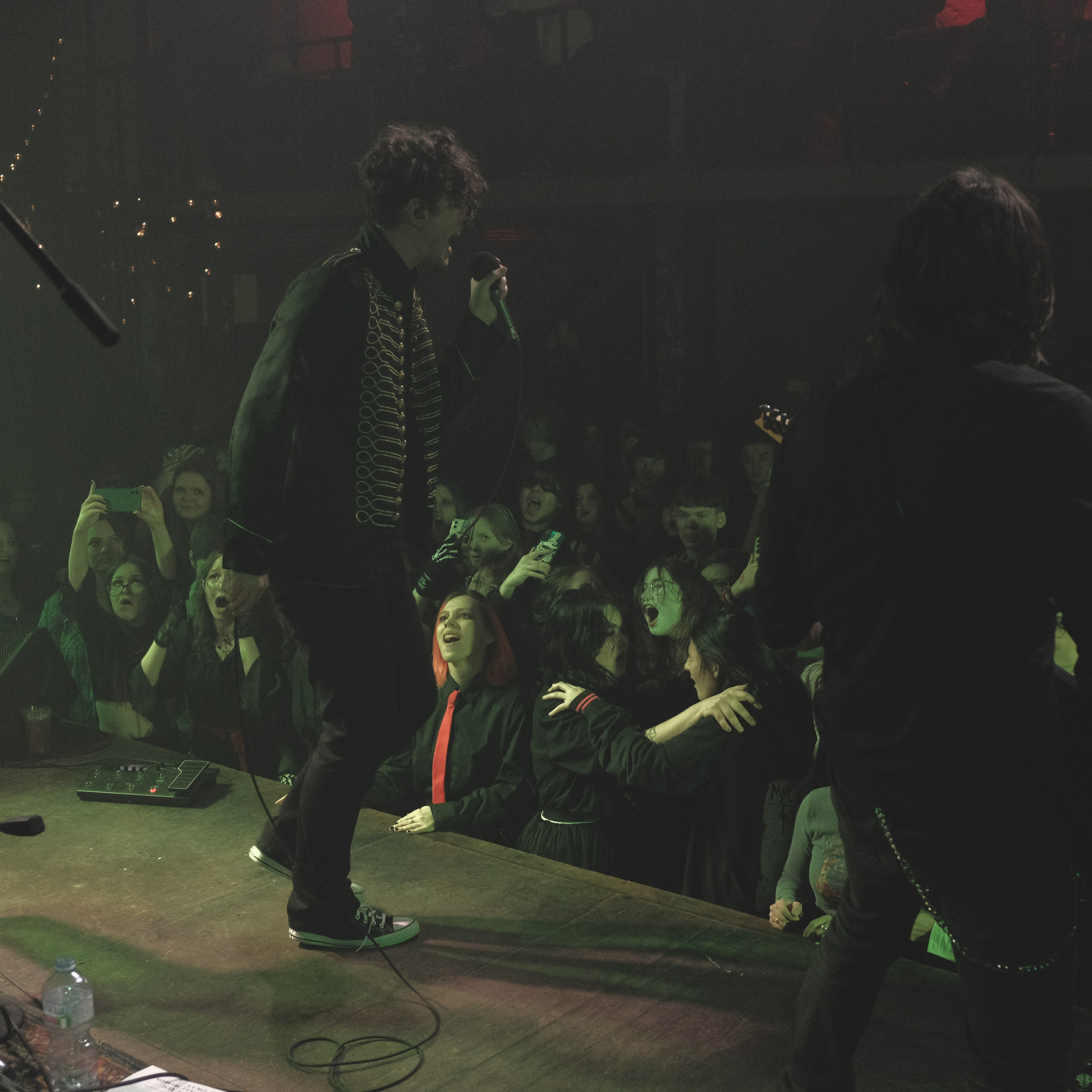 Концерт ASLEEP OR DEAD в ласточке. Репортажный фотограф в Санкт-Петербурге Даниил Могута