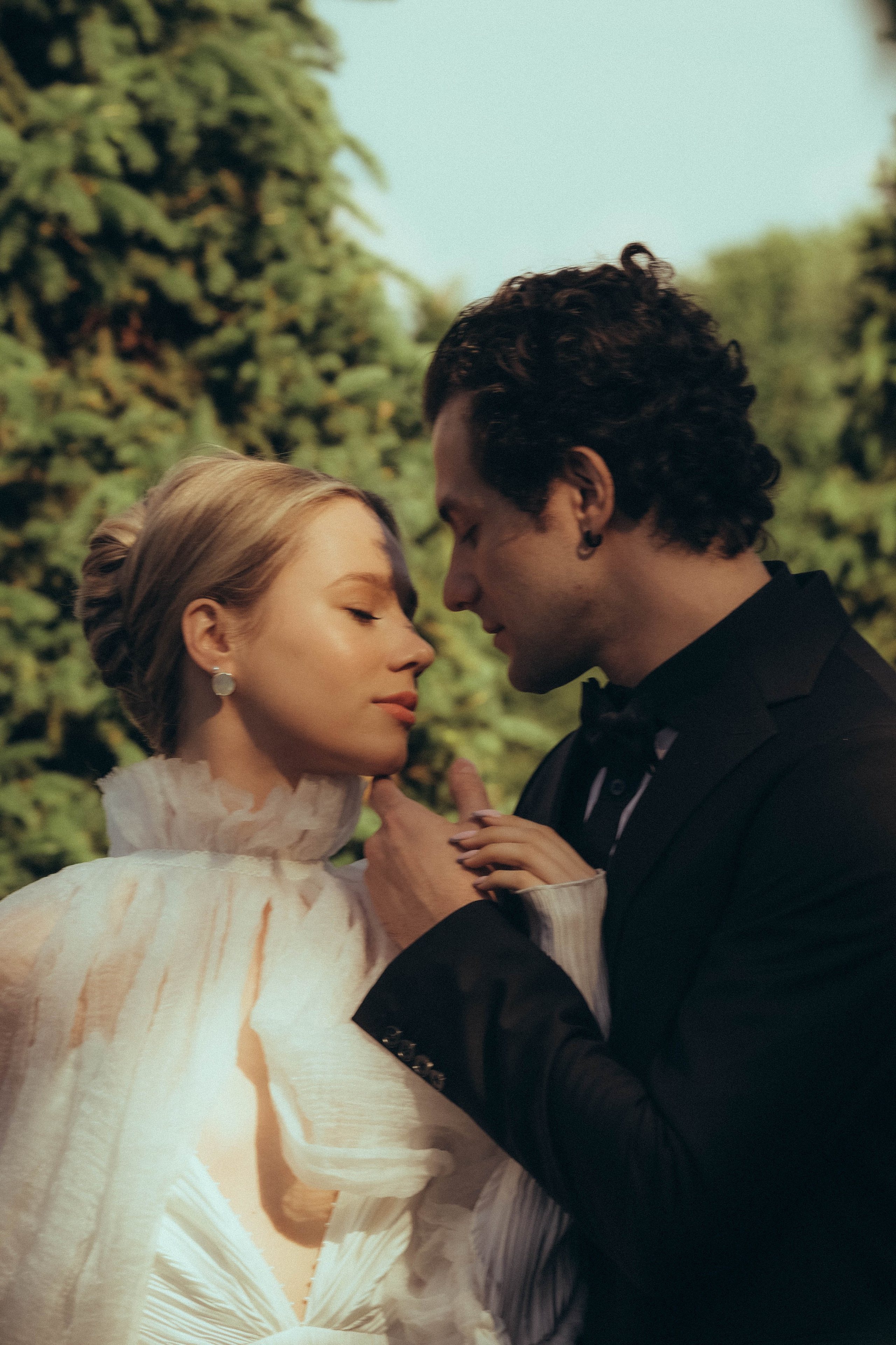 СВАДЕБНАЯ СЬЕМКА В ПАРКЕ ОРАНИЕНБАУМ. Профессиональный фотограф, Санкт-Петербург — Виктория Богомолова