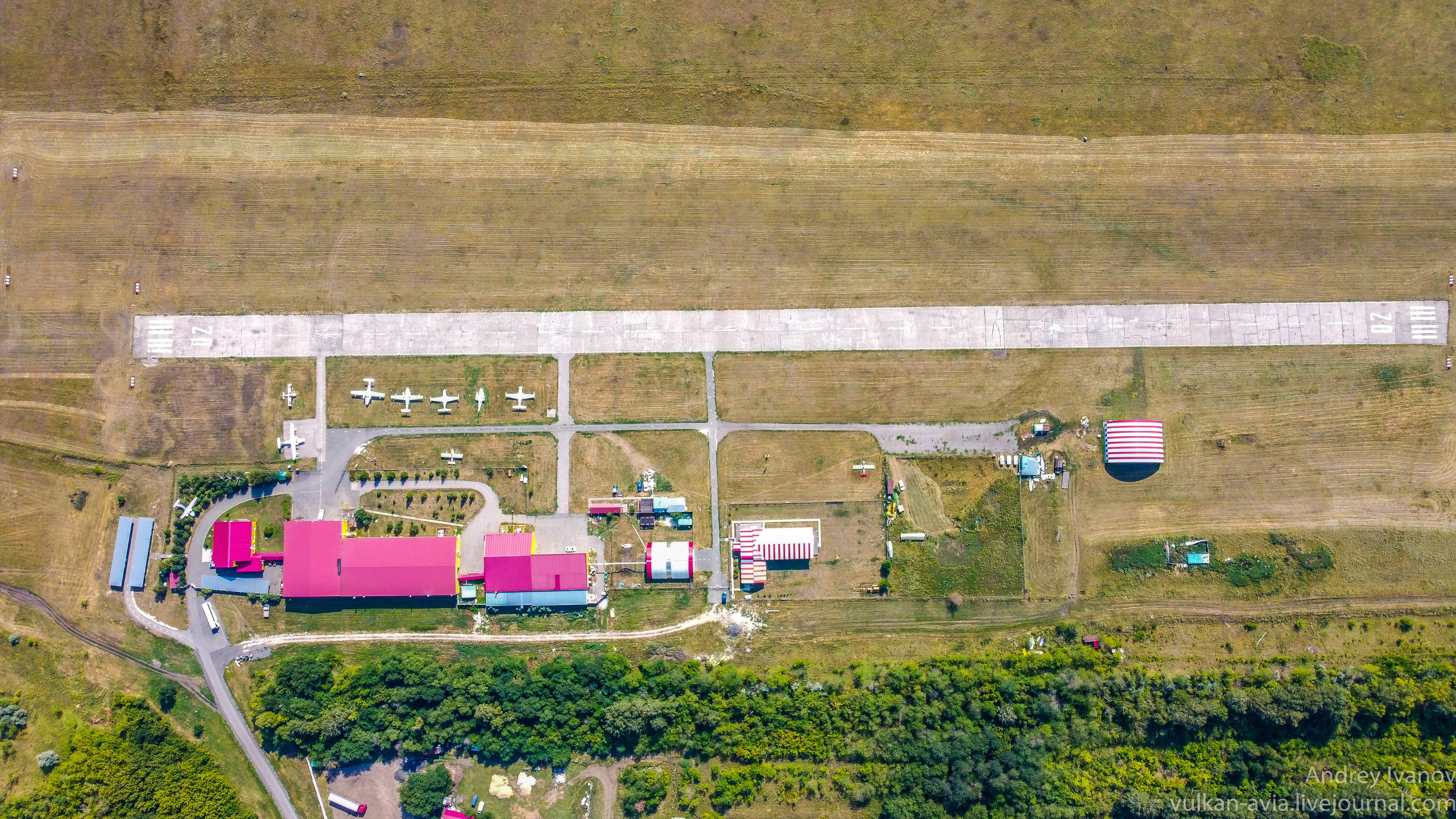 Амдерма — наука (2020 г.). Фотоальбом показывающий увлекательный мир авиации и мир медведей Андрея Иванова