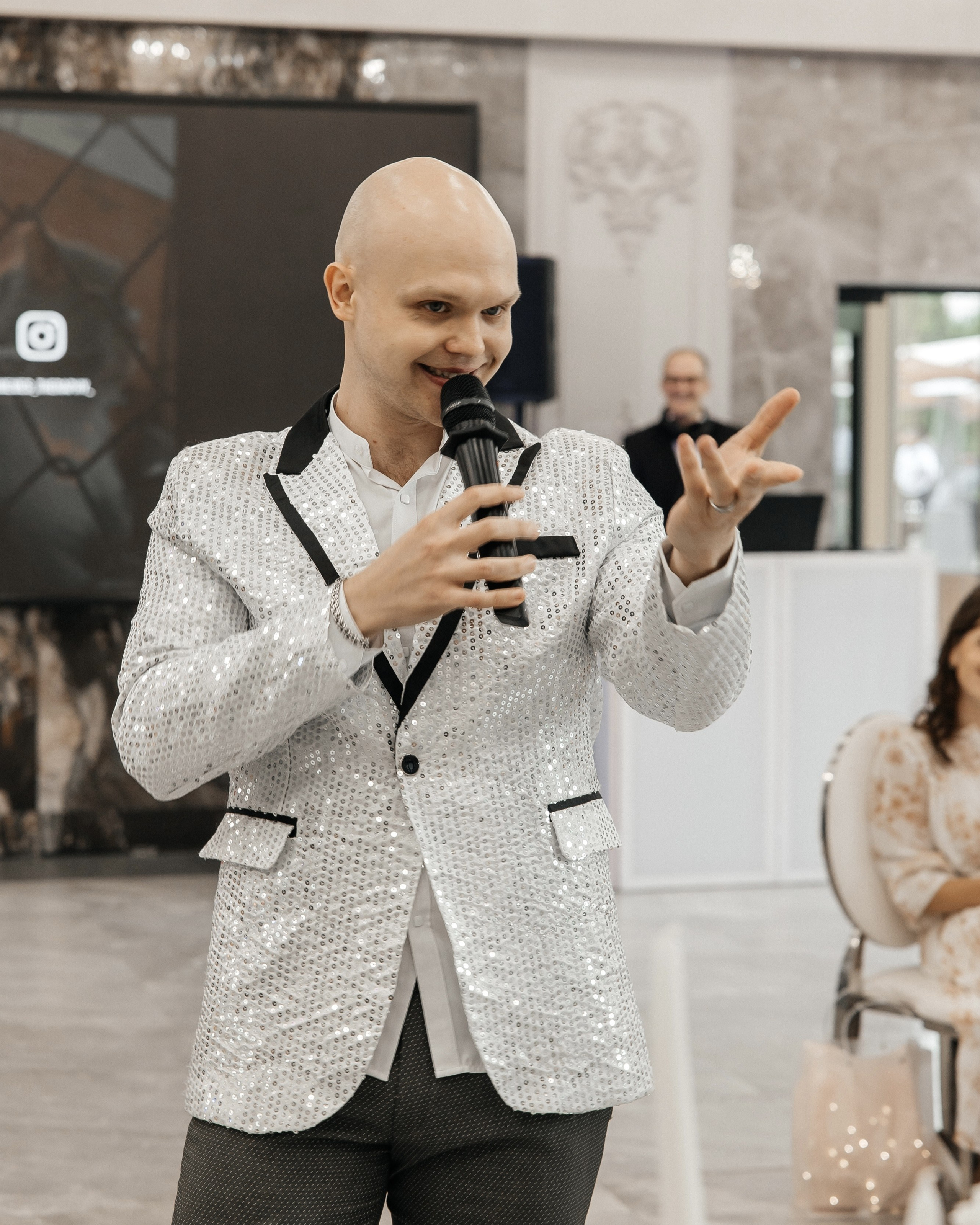 Ведущий (портфолио). Шоумен, пародист, ведущий Никита Шуклинов