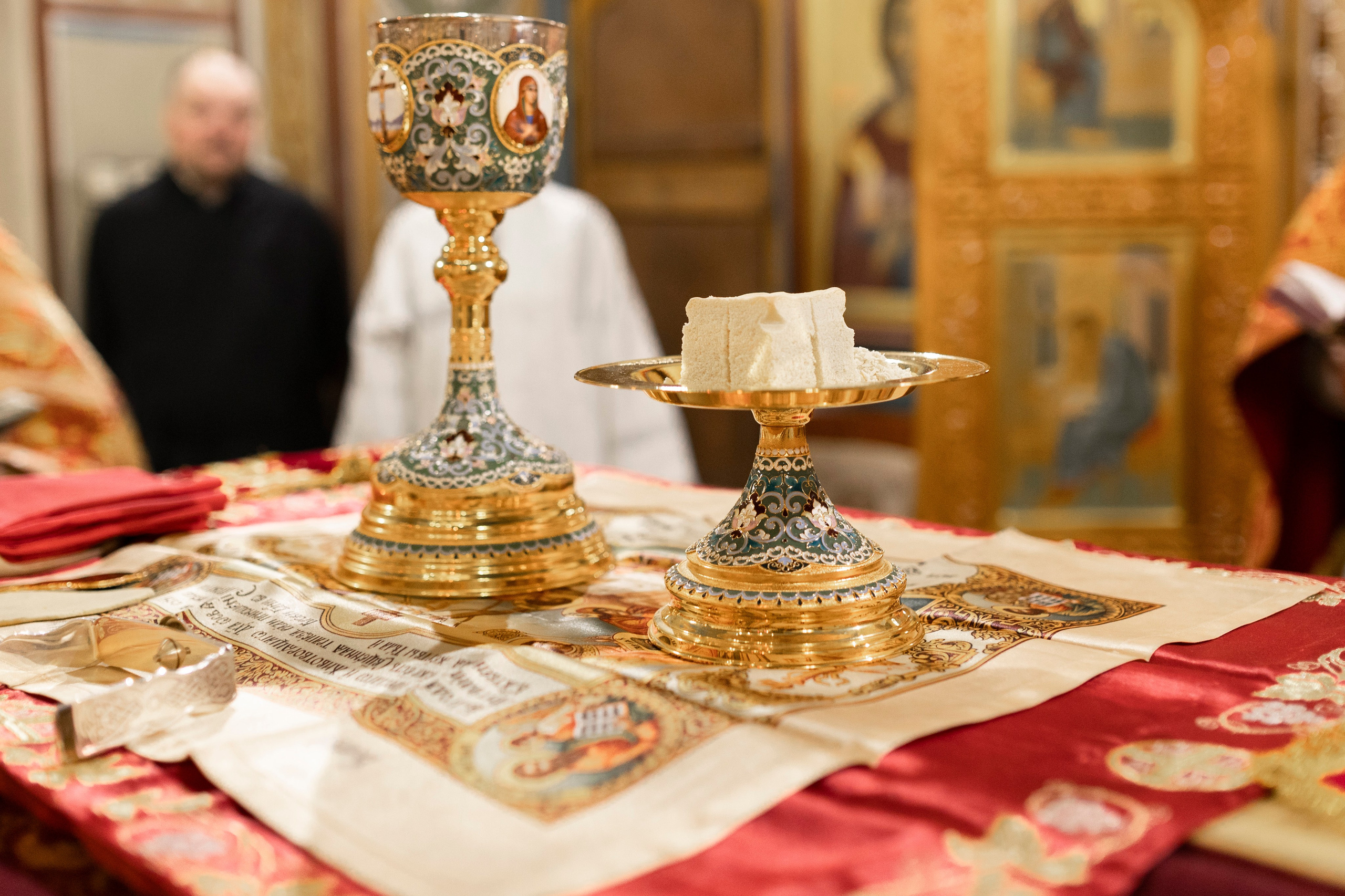 Пасха Господня. ТОП Фотограф на Крещение и Венчание Железногорск Алексей Мещеряков