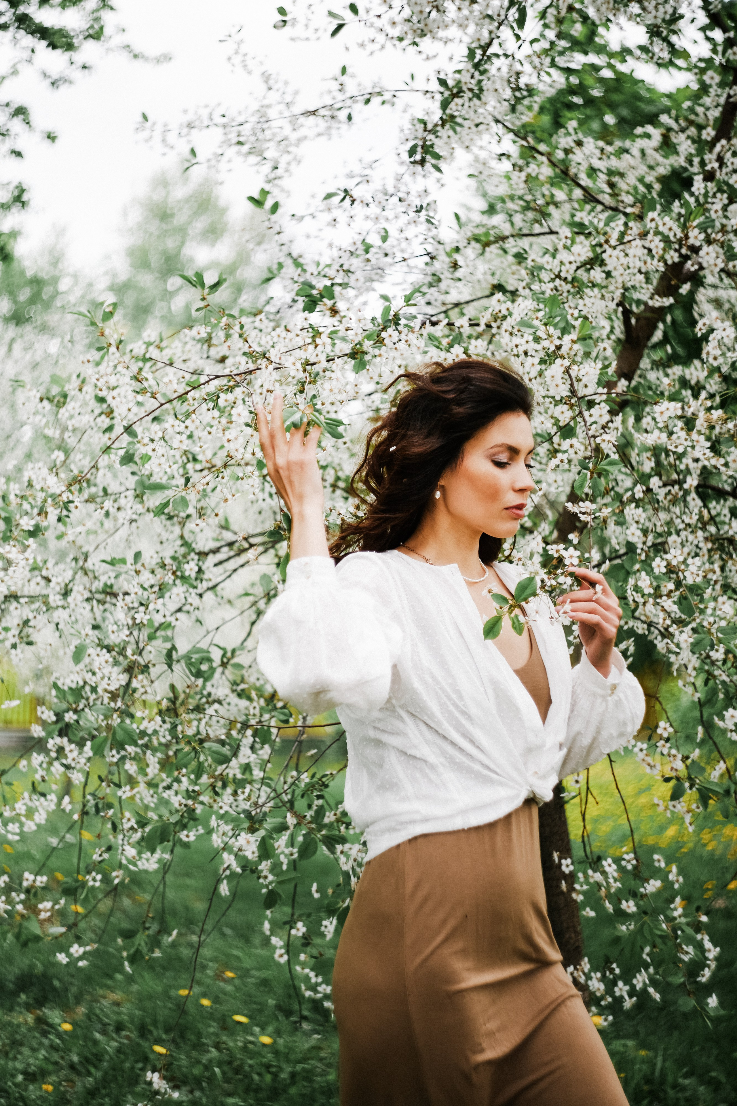 Цветущие яблони для Лили. Детский семейный фотограф в Москве Светлана Микадзе