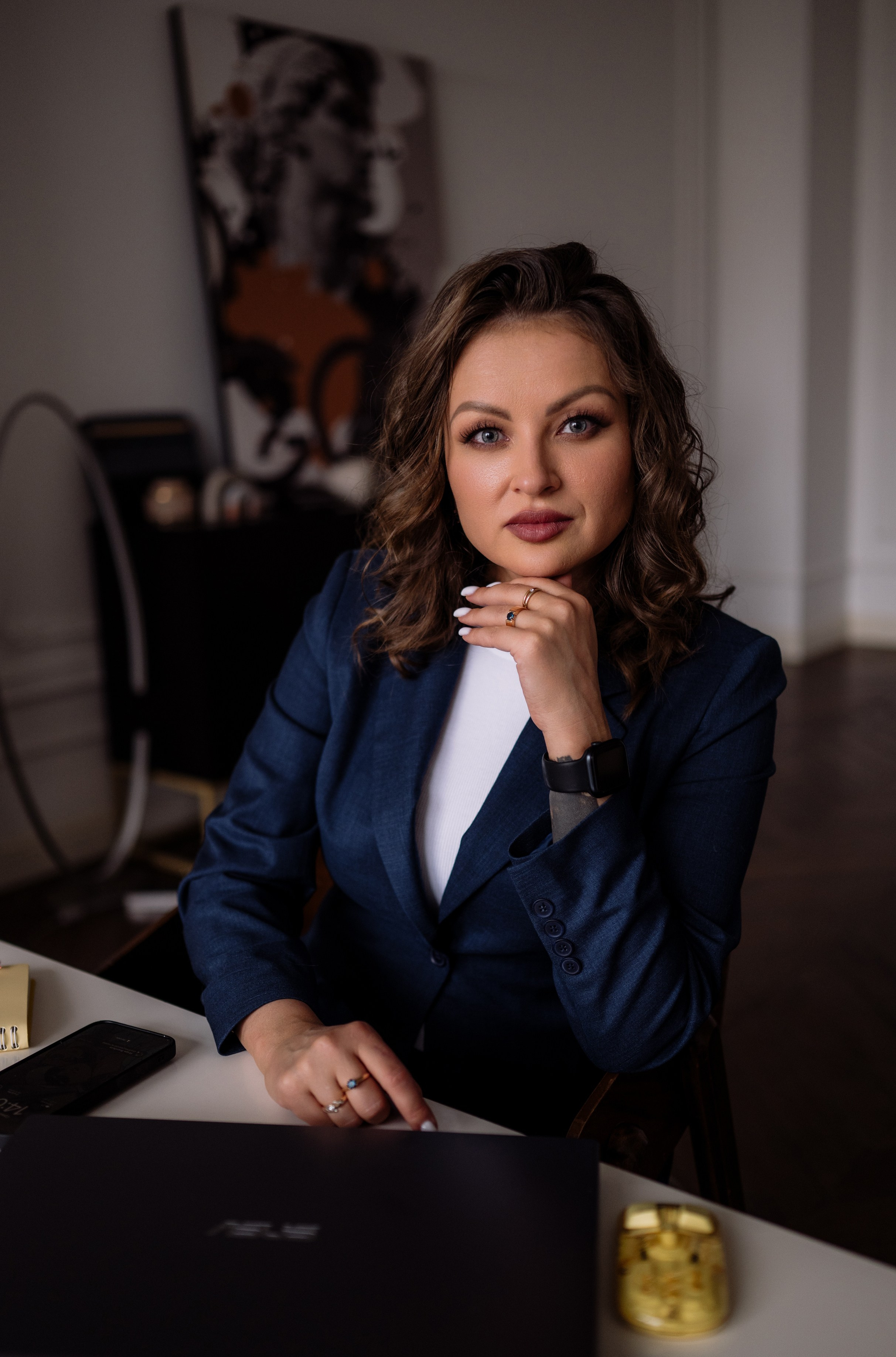 Деловой портрет. Съёмка для контента. Фотограф в Москве Алёна Степутенко