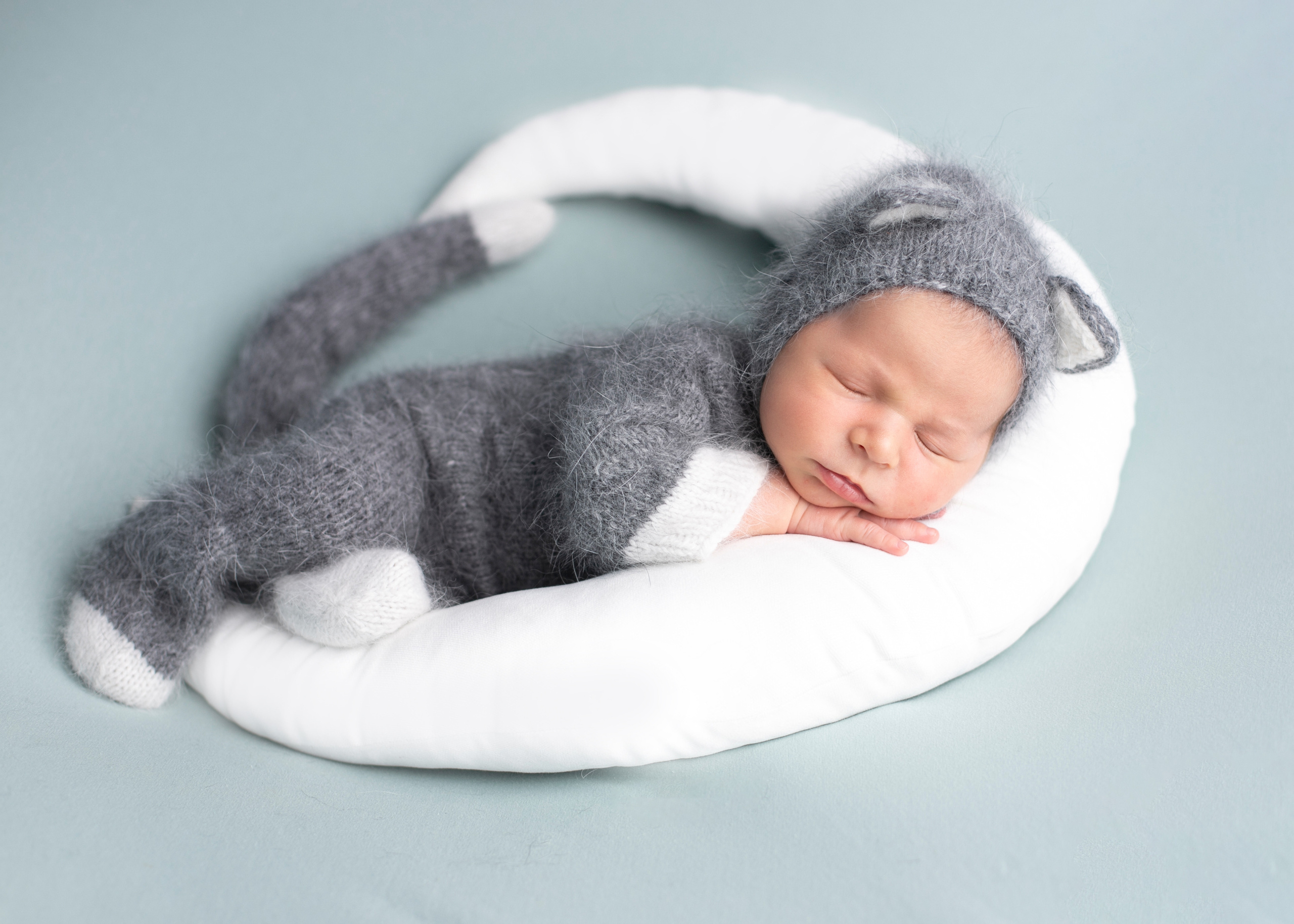 Фотограф новорожденных в г. Россошь Виктория Нечепуренко