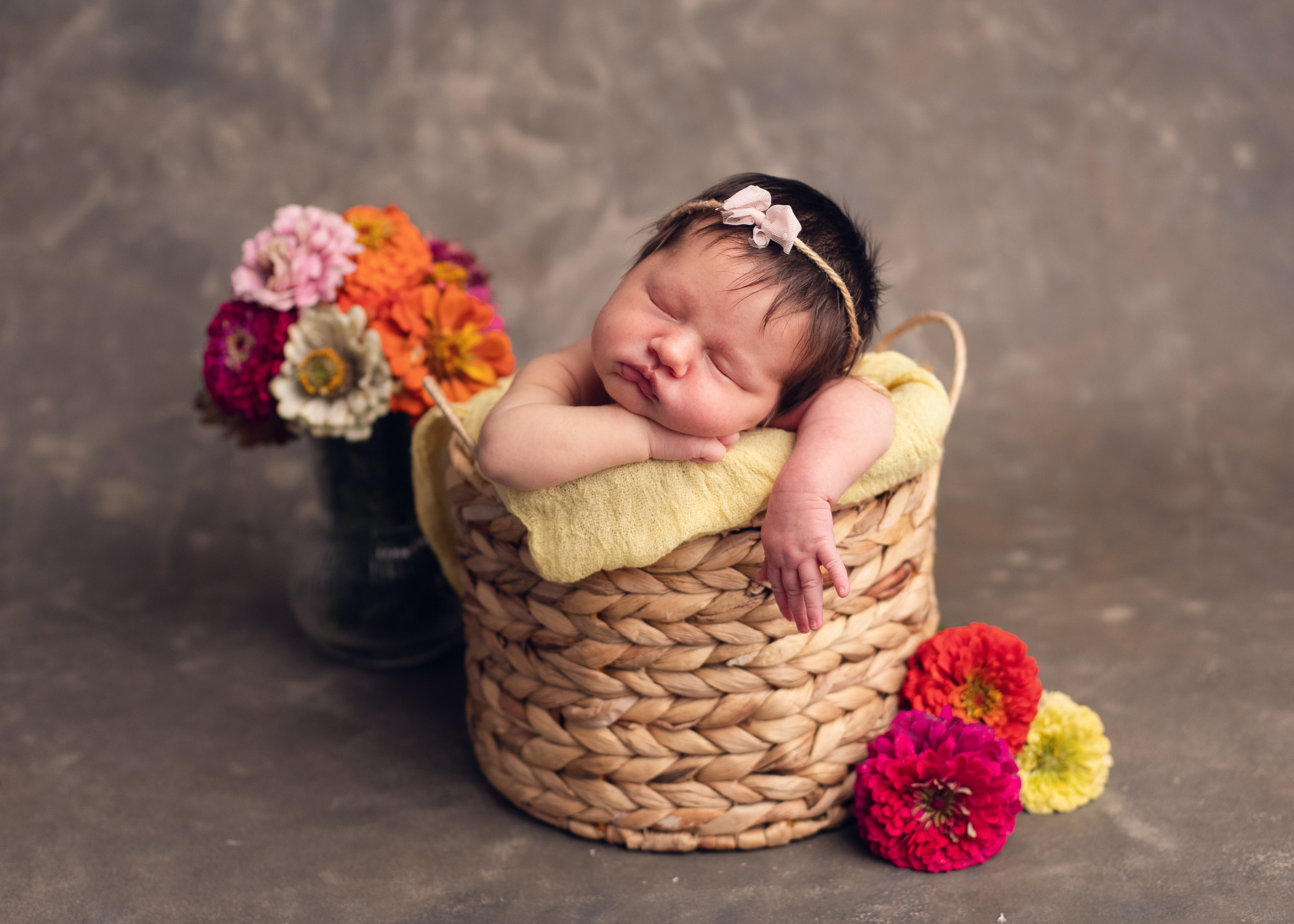 Фотограф новорожденных в г. Россошь Виктория Нечепуренко