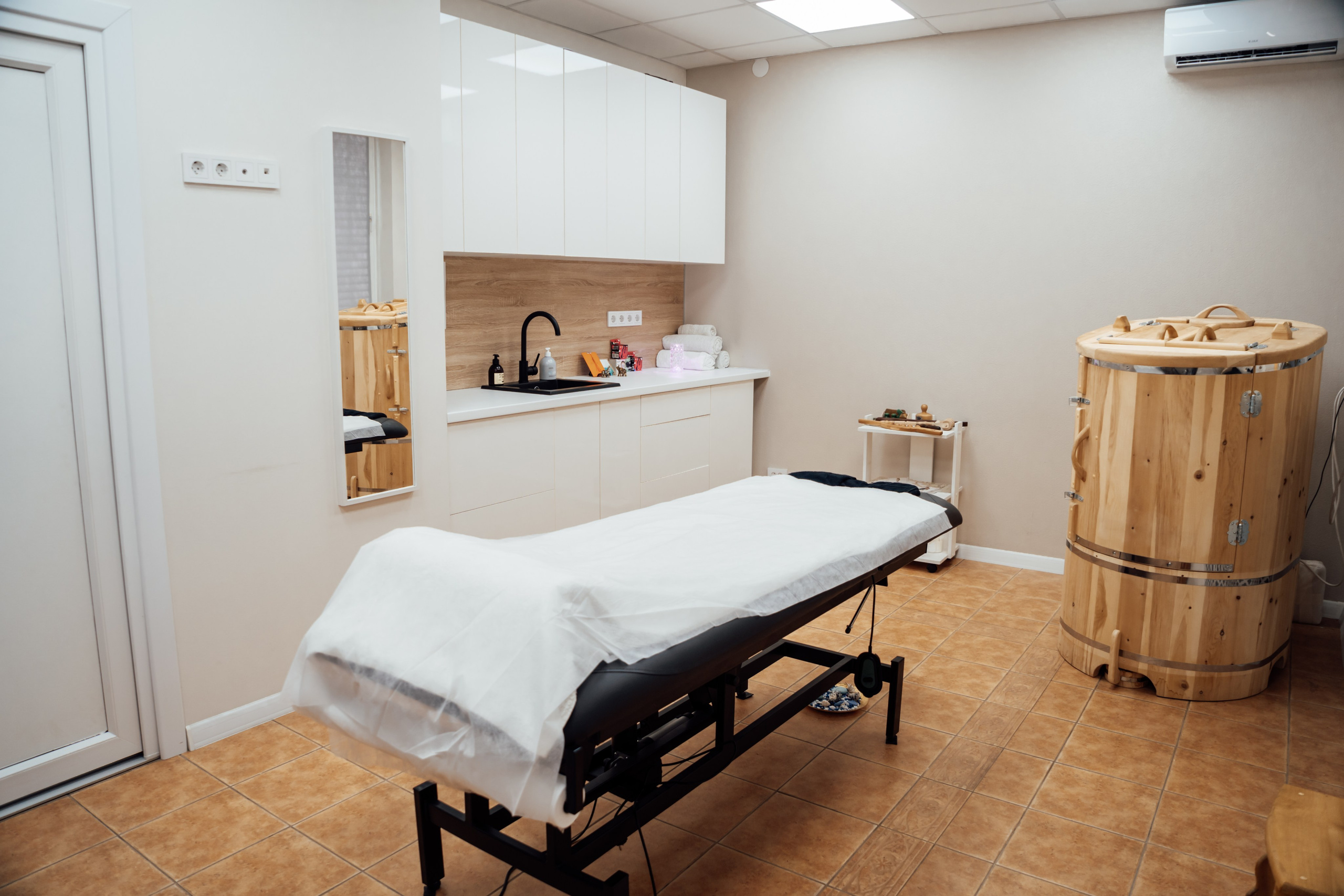 В работе. Https://esmassage.ru