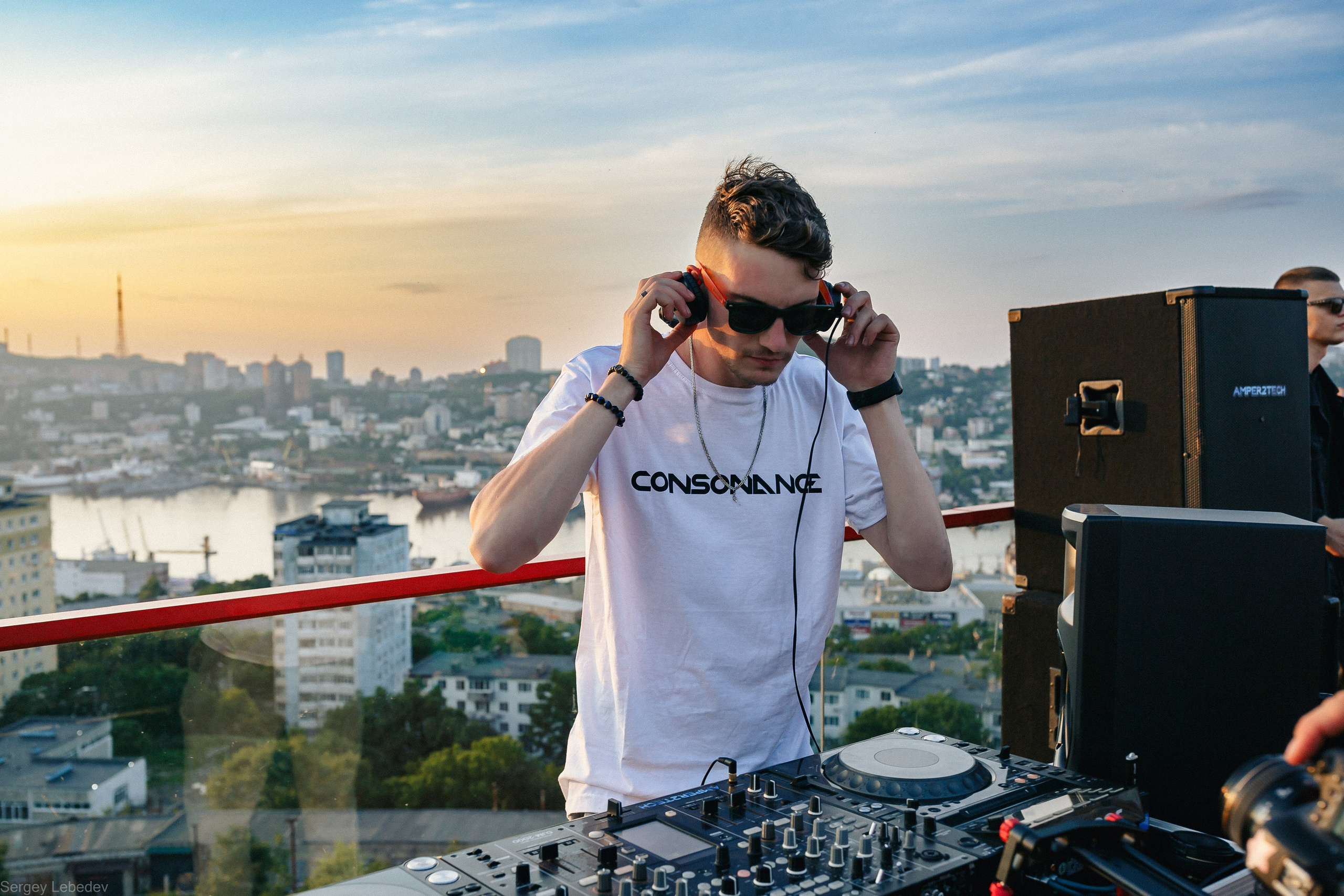 CONSONANCE COMMUNITY. Сергей Лебедев событийный фотограф во Владивостоке